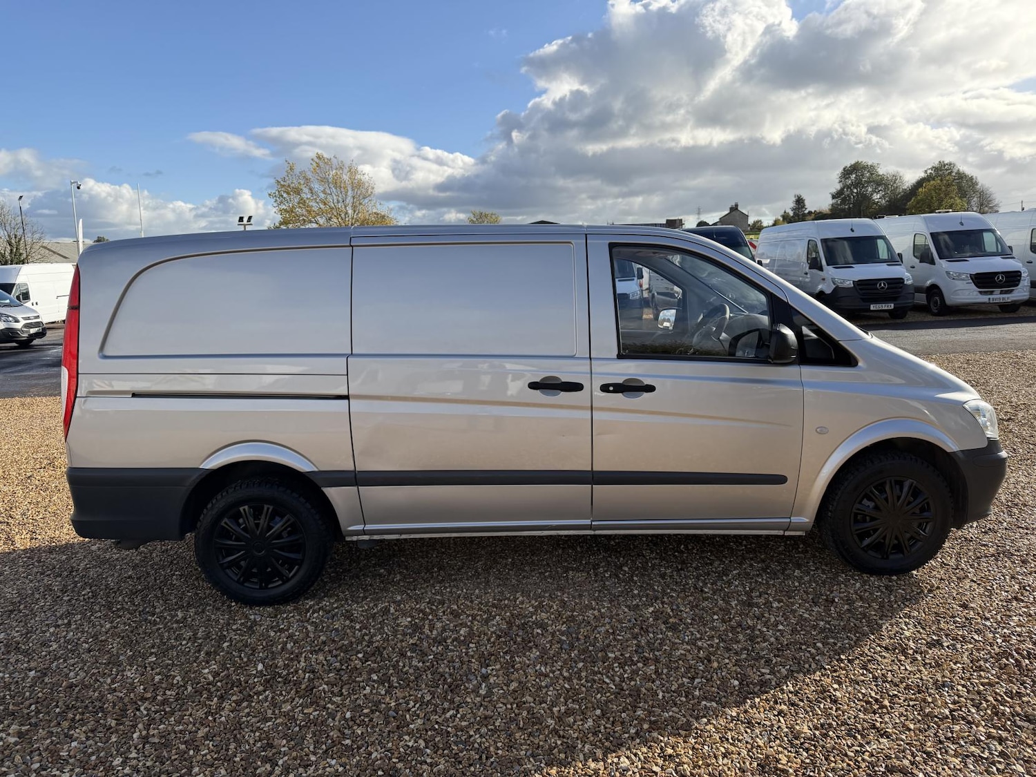 Used Mercedes-Benz Vito 2013 for sale - 76377160: Photo 9