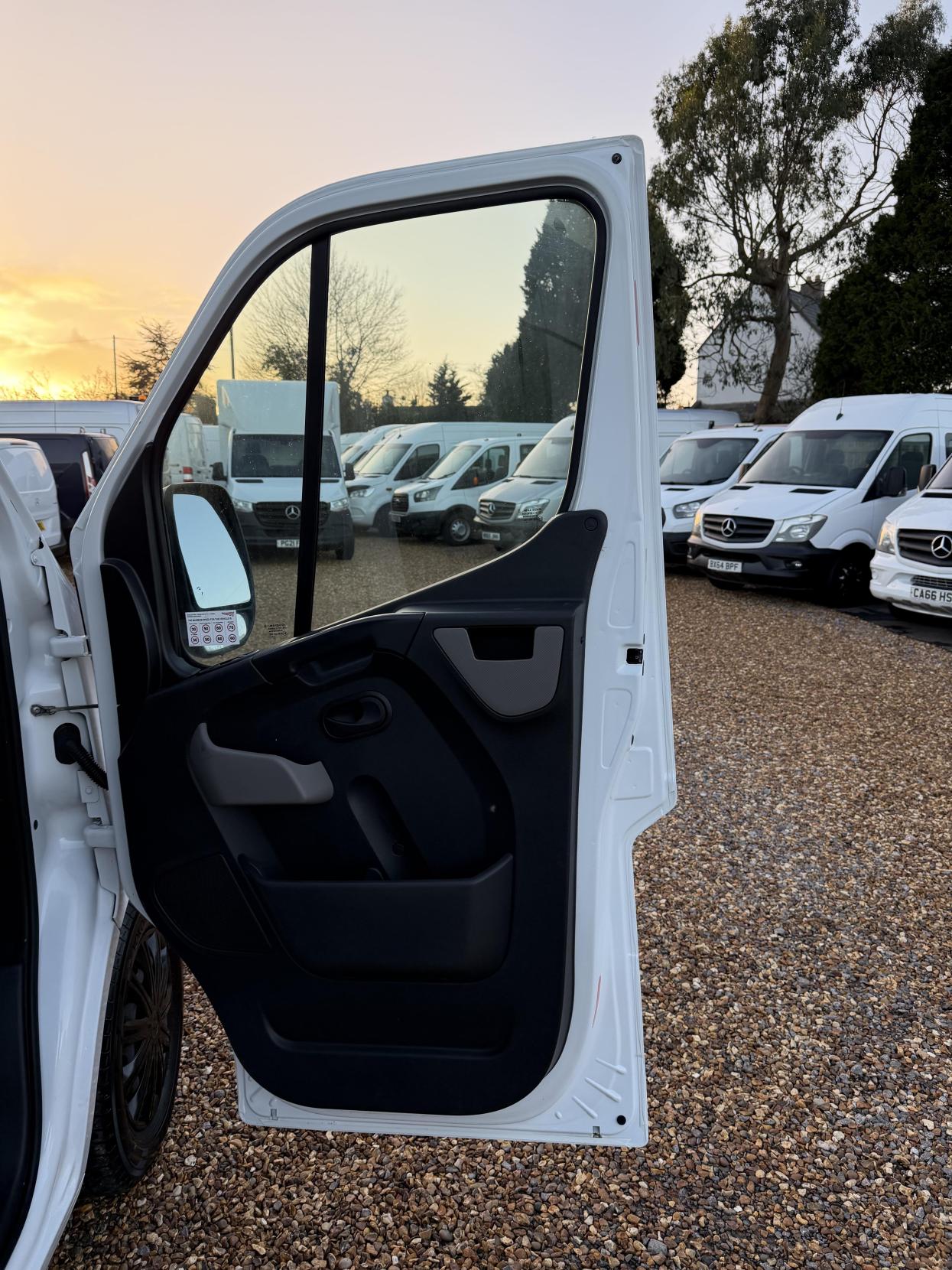 Used Vauxhall Movano 2018 for sale - 76867049: Photo 13