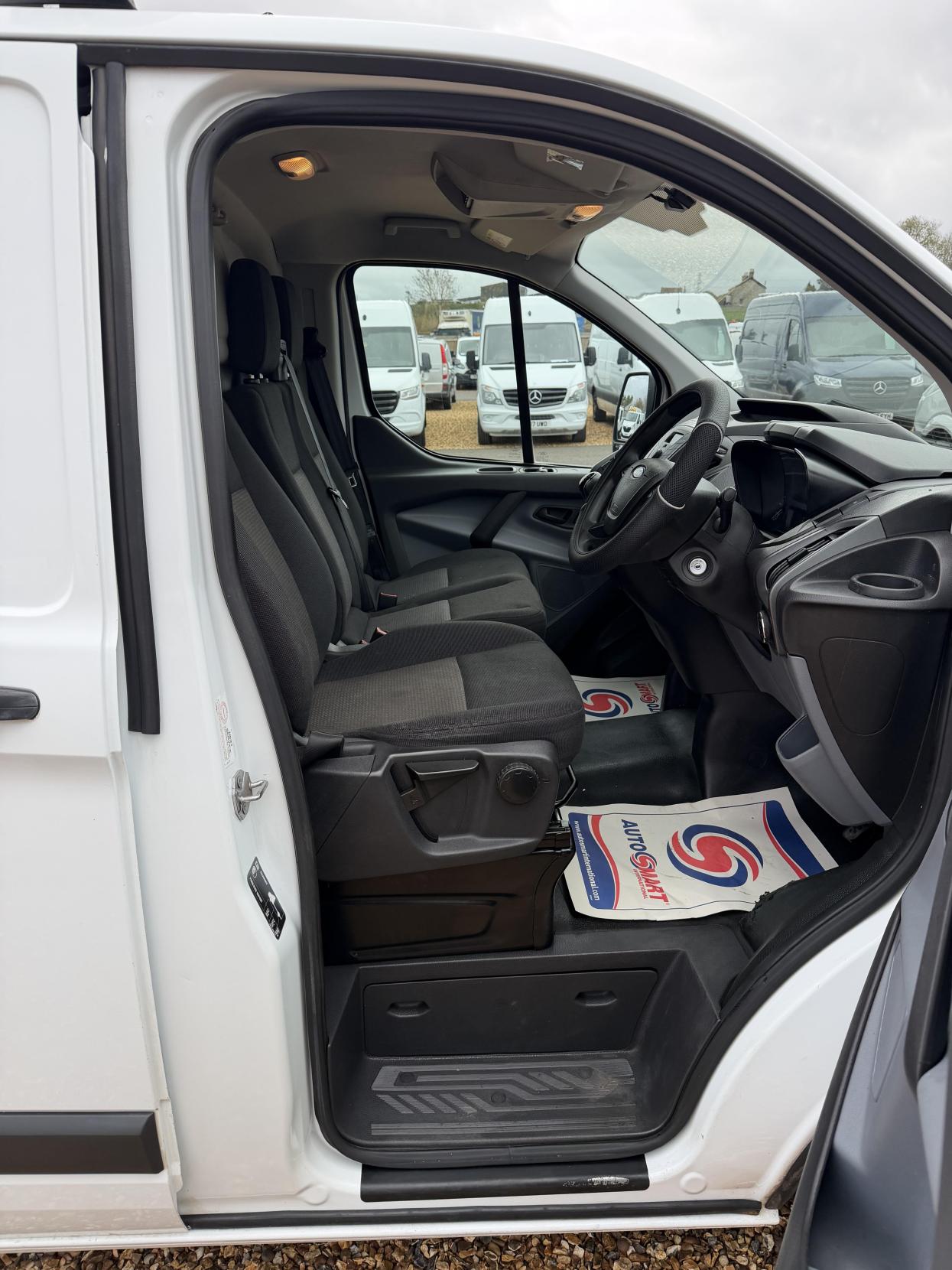 Used Ford Transit Custom 2016 for sale - 76471819: Photo 14