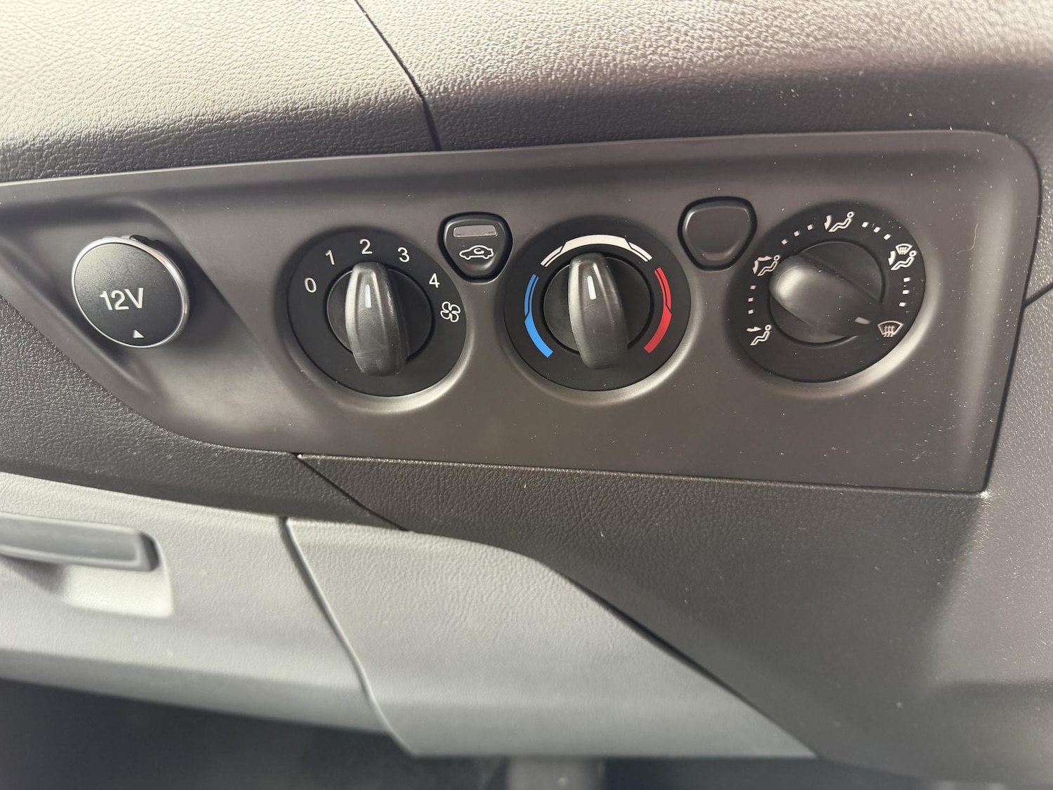 Used Ford Transit Custom 2016 for sale - 76471819: Photo 25