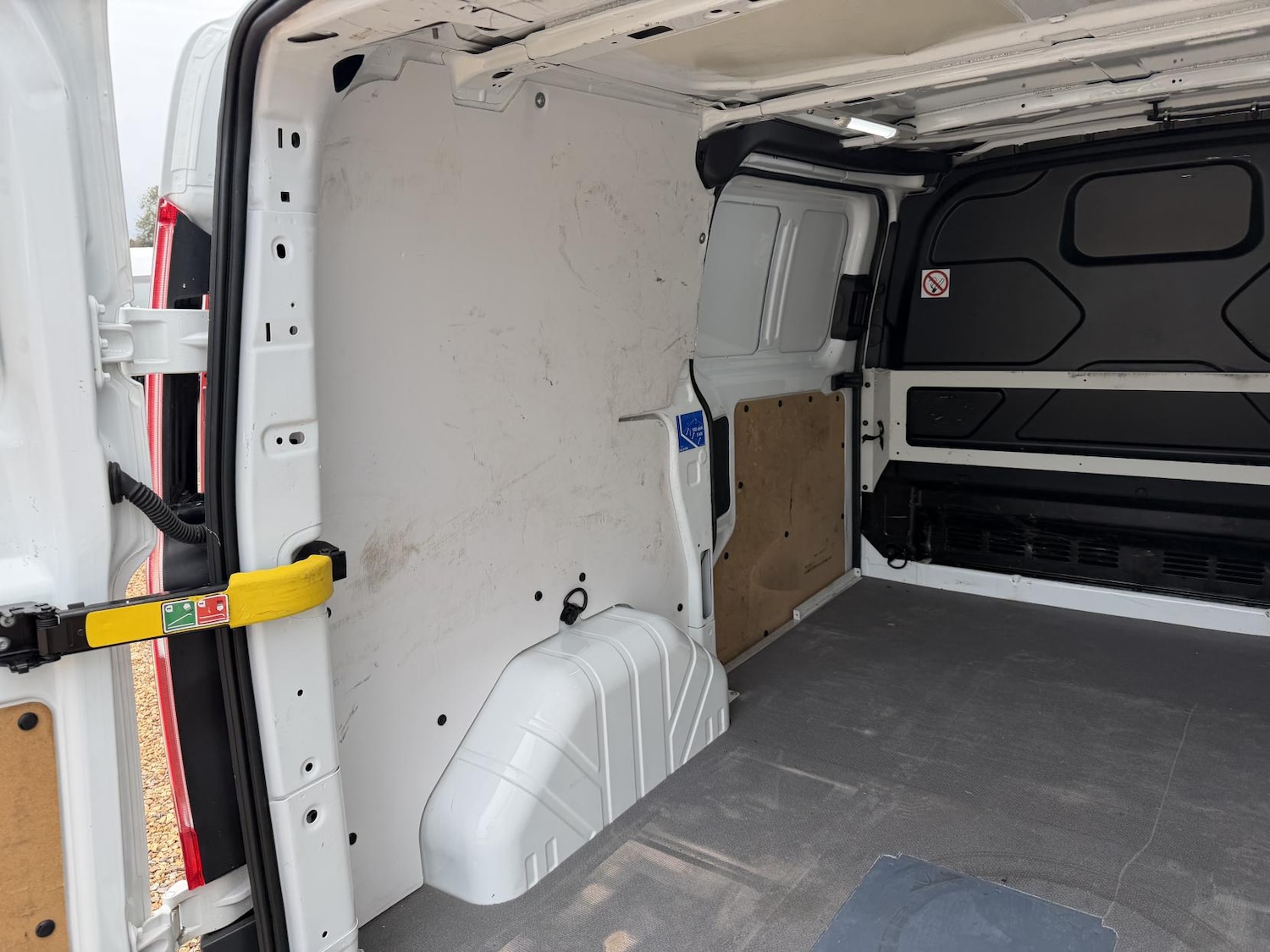 Used Ford Transit Custom 2016 for sale - 76471819: Photo 36