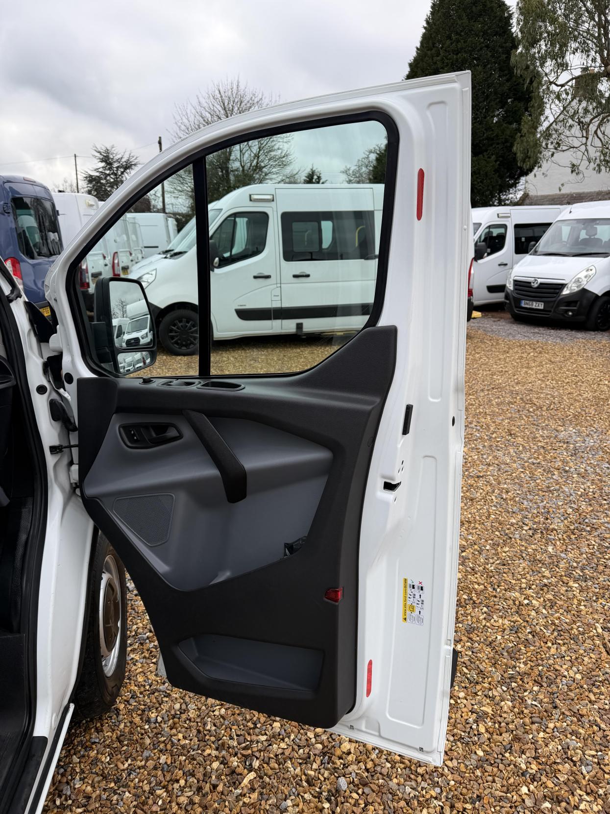 Used Ford Transit Custom 2018 for sale - 77610707: Photo 13