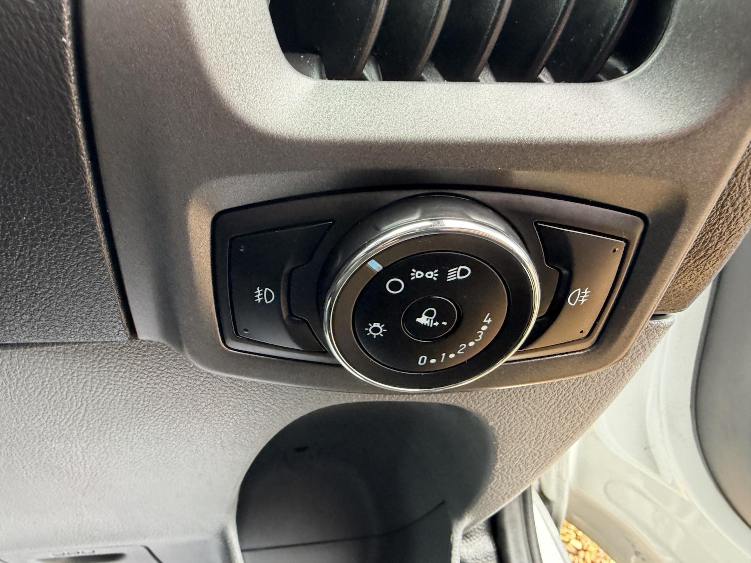 Used Ford Transit Custom 2018 for sale - 77610707: Photo 15