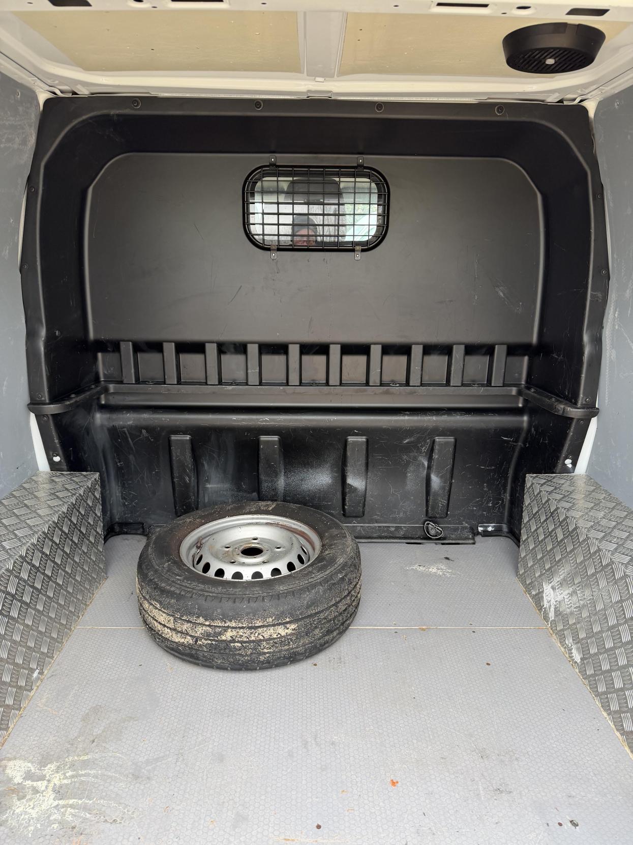 Used Ford Transit Custom 2018 for sale - 77610707: Photo 42