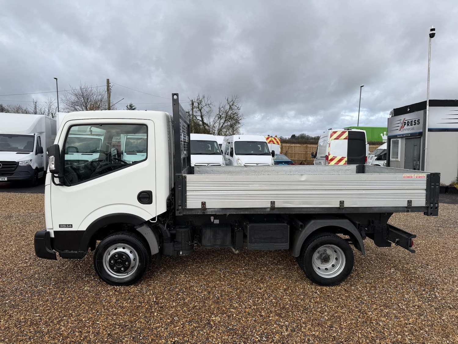 Used Nissan Cabstar 2016 for sale - 77536406: Photo 41