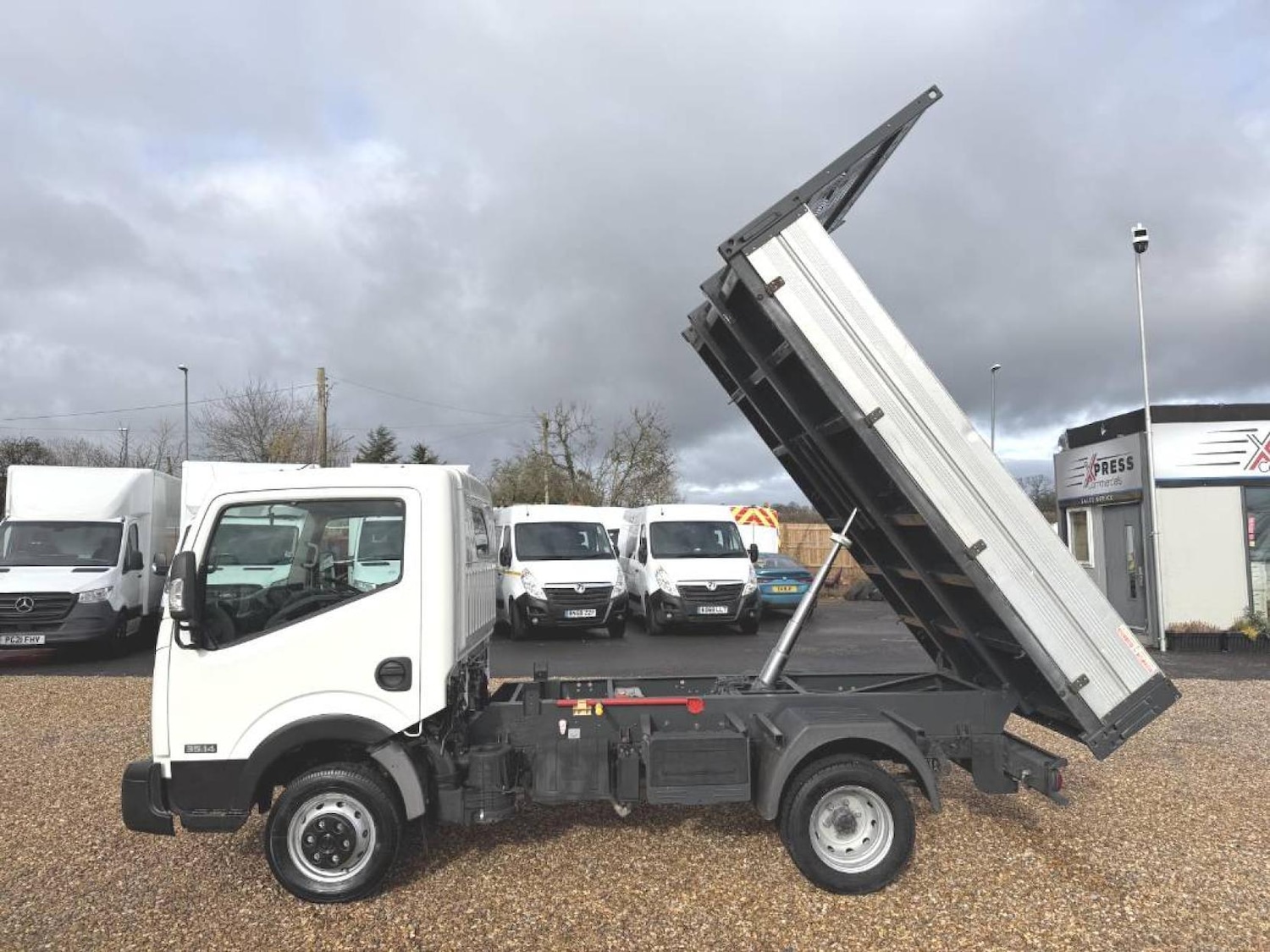 Used Nissan Cabstar 2016 for sale - 77536406: Photo 5
