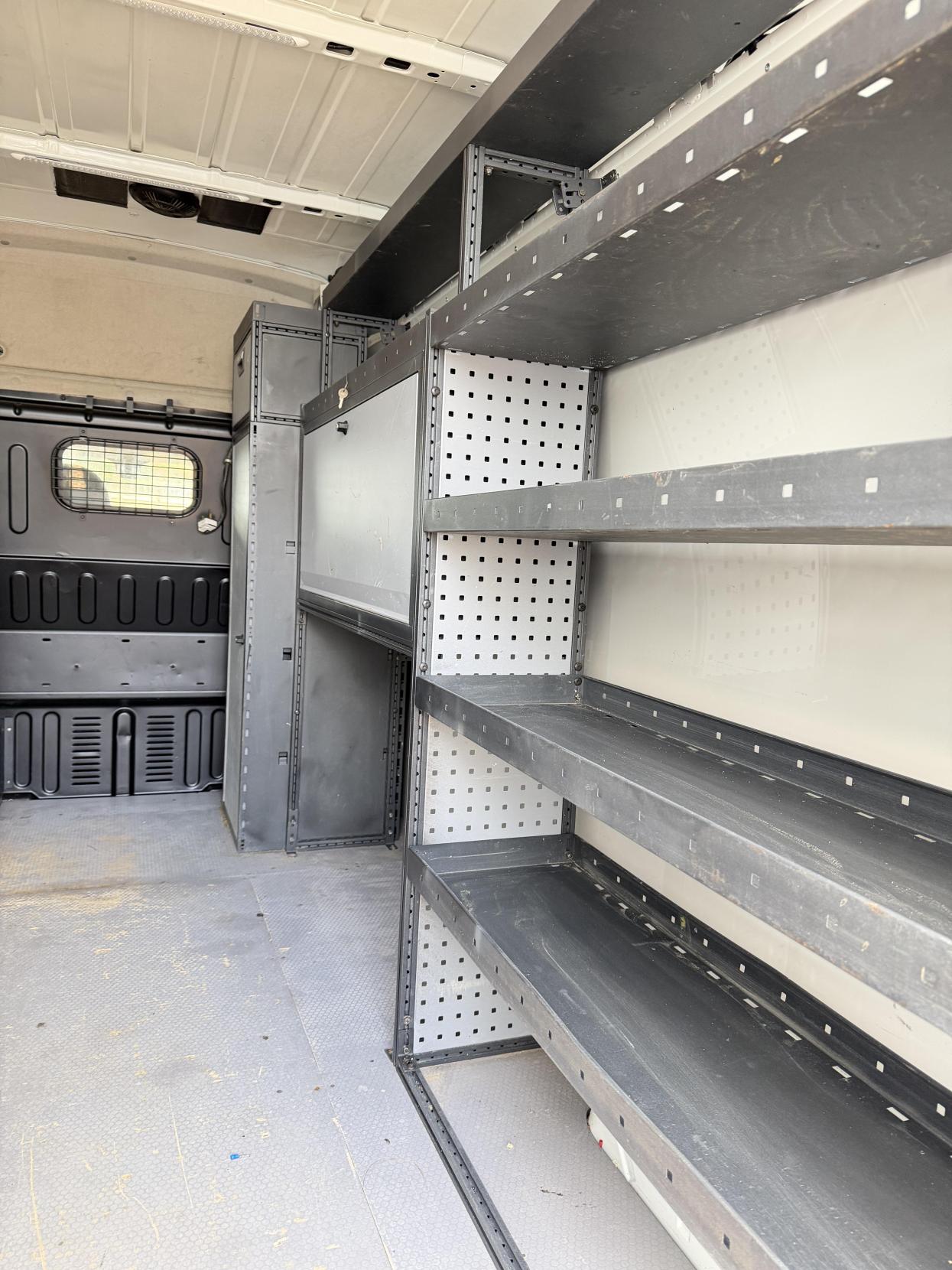 Used Ford Transit 2013 for sale - 76377159: Photo 42