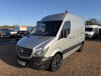 Used Mercedes-Benz Sprinter 2018 for sale - 76671040: Photo