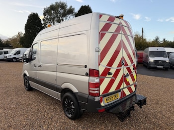Used Mercedes-Benz Sprinter 2015 for sale - 76407807: Photo