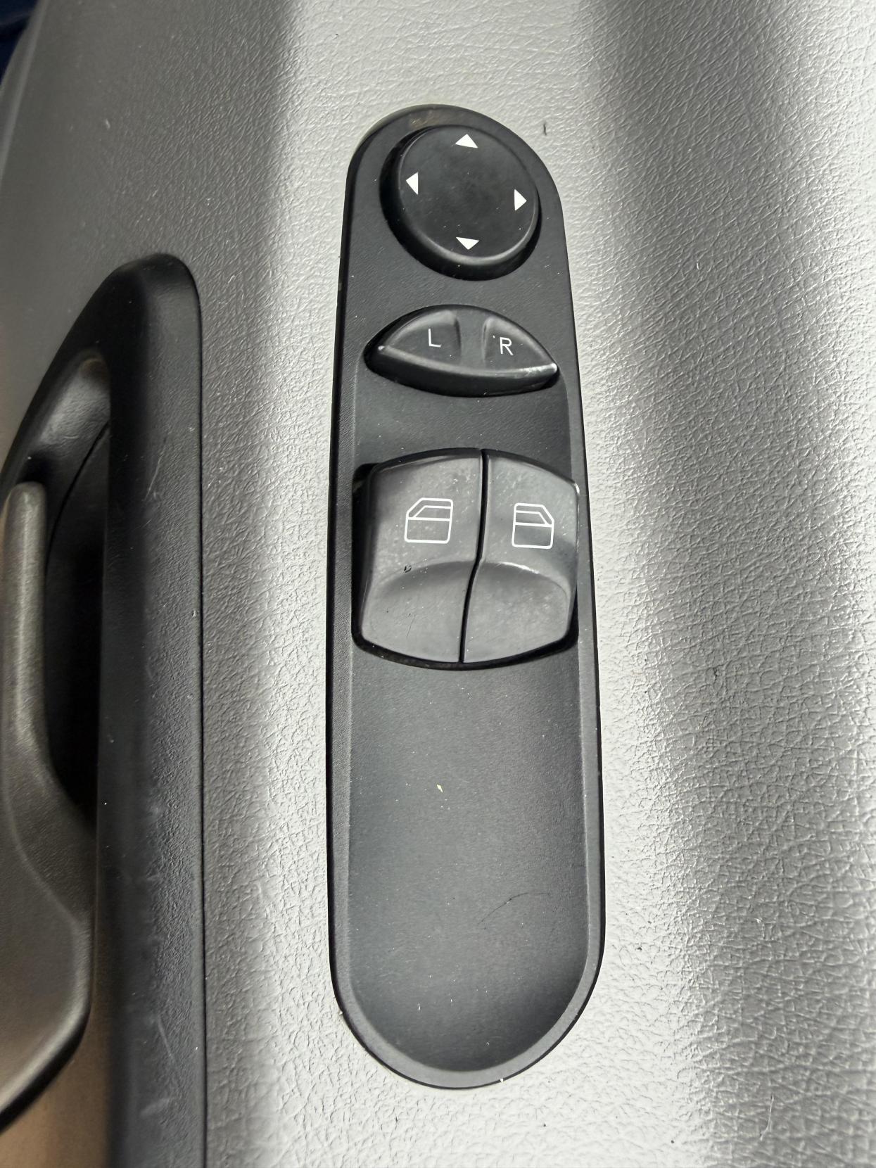 Used Mercedes-Benz Sprinter 2016 for sale - 76380408: Photo 13