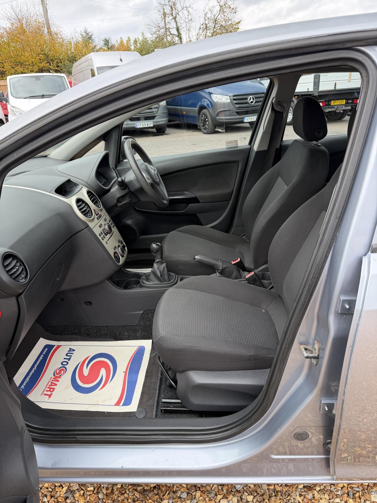 Used Vauxhall Corsa 2009 for sale - 76507903: Photo 14