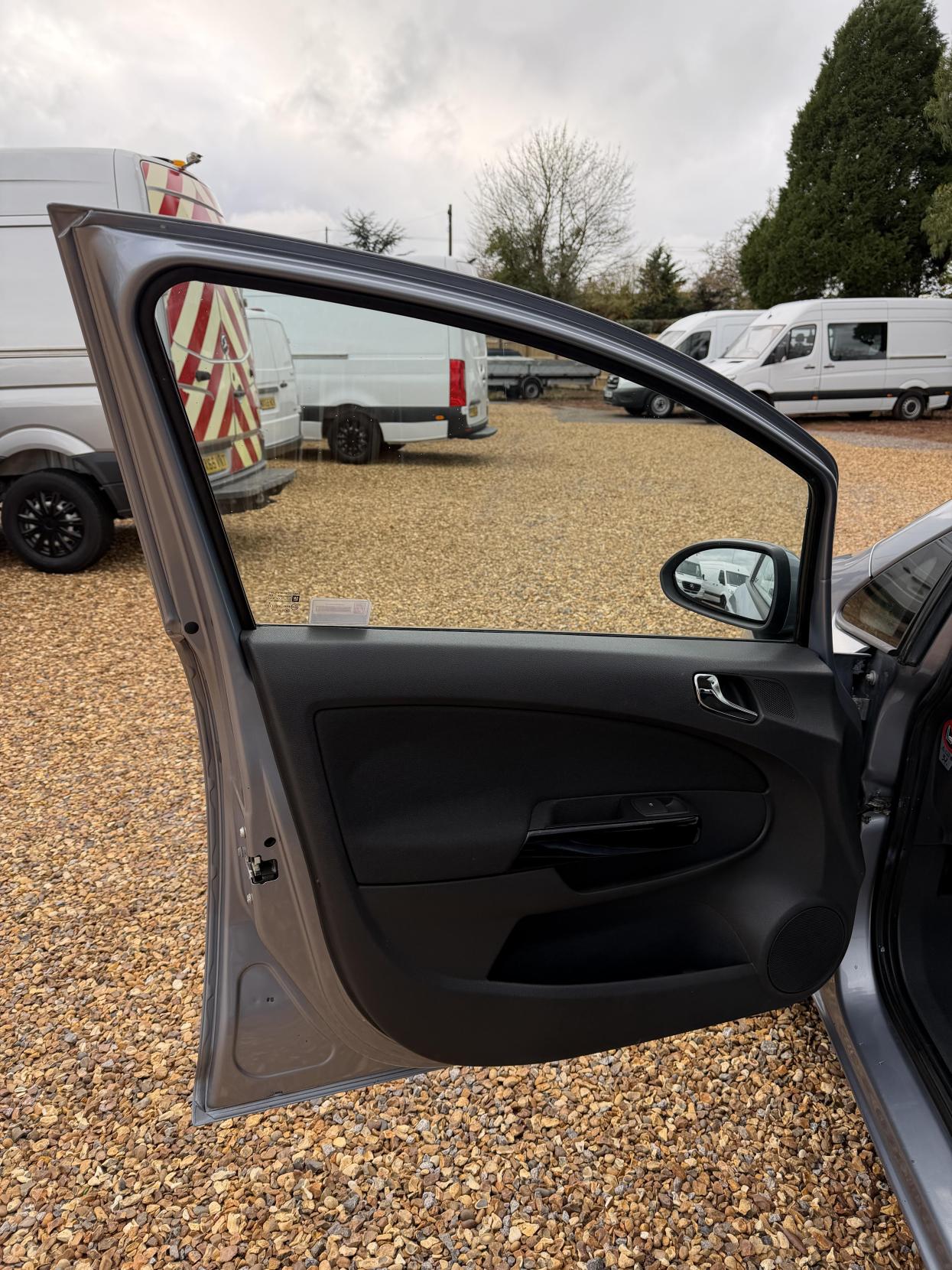 Used Vauxhall Corsa 2009 for sale - 76507903: Photo 15