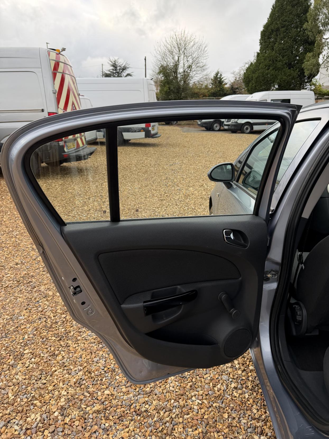 Used Vauxhall Corsa 2009 for sale - 76507903: Photo 18