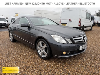 Used Mercedes-Benz E Class 2011 for sale - 77592387: Photo