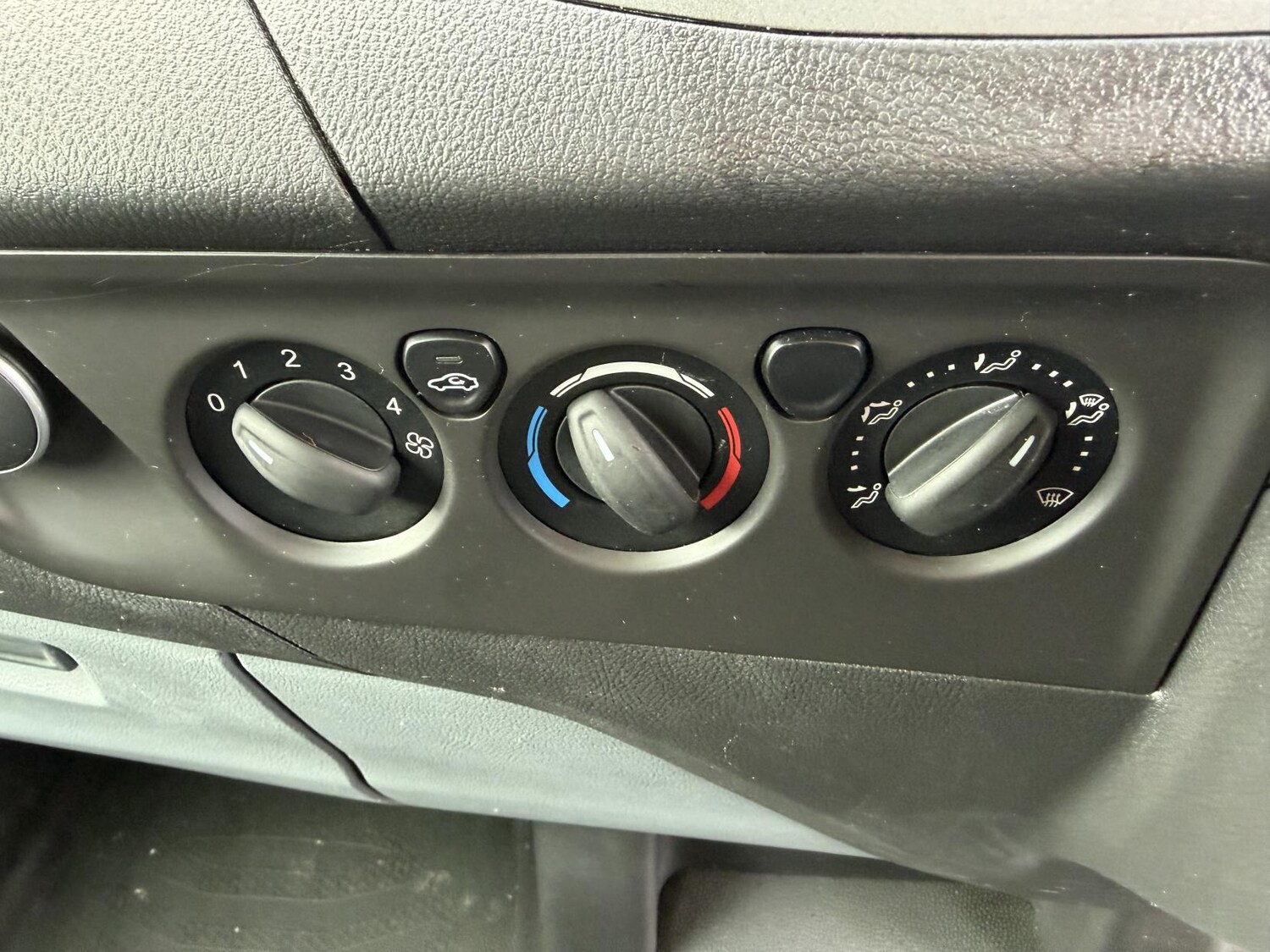 Used Ford Transit Custom 2016 for sale - 77778697: Photo 28