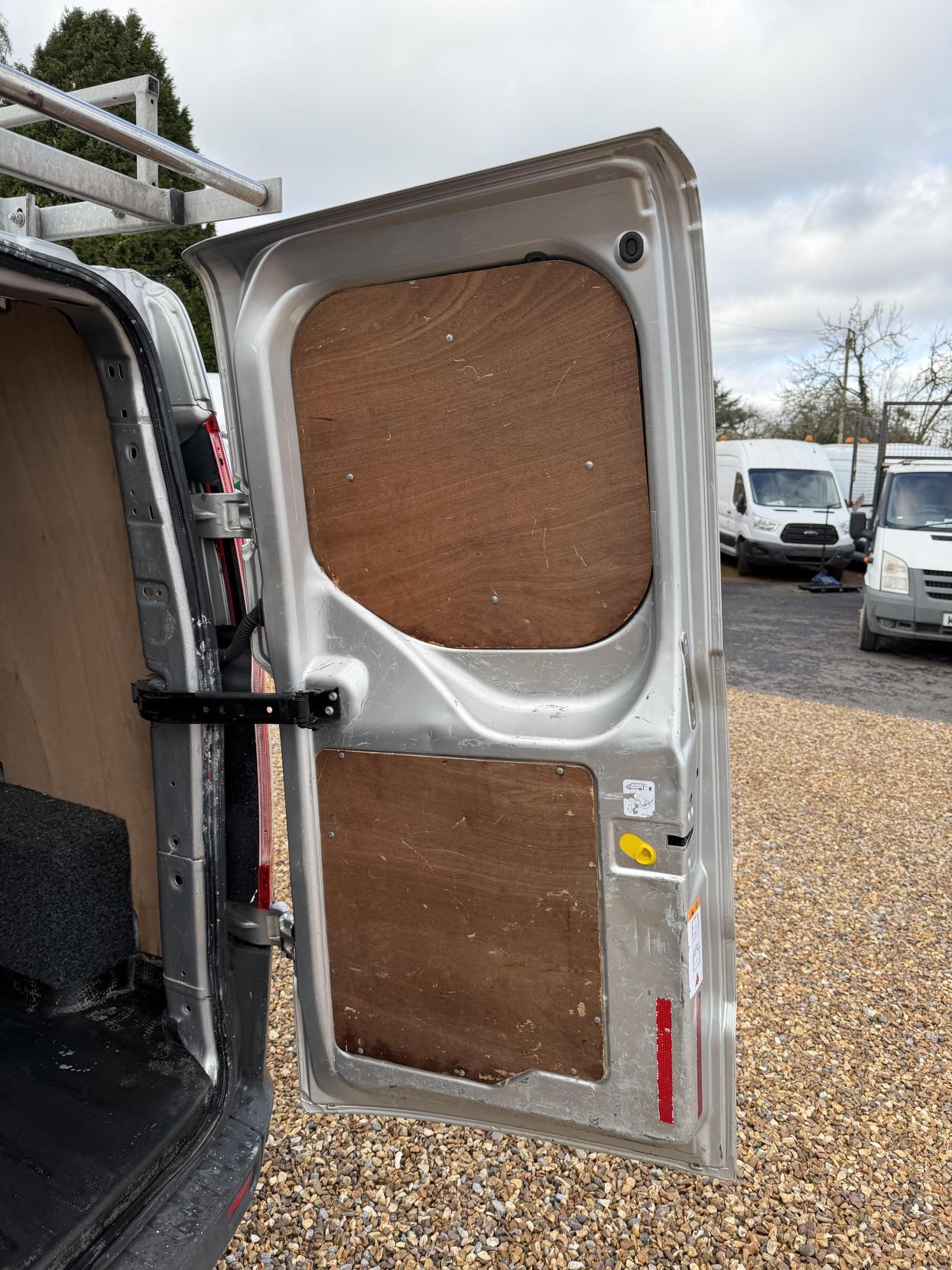 Used Ford Transit Custom 2016 for sale - 77778697: Photo 43