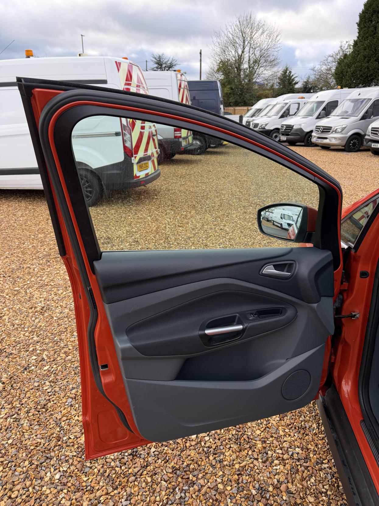 Used Ford C-Max 2012 for sale - 76631069: Photo 15