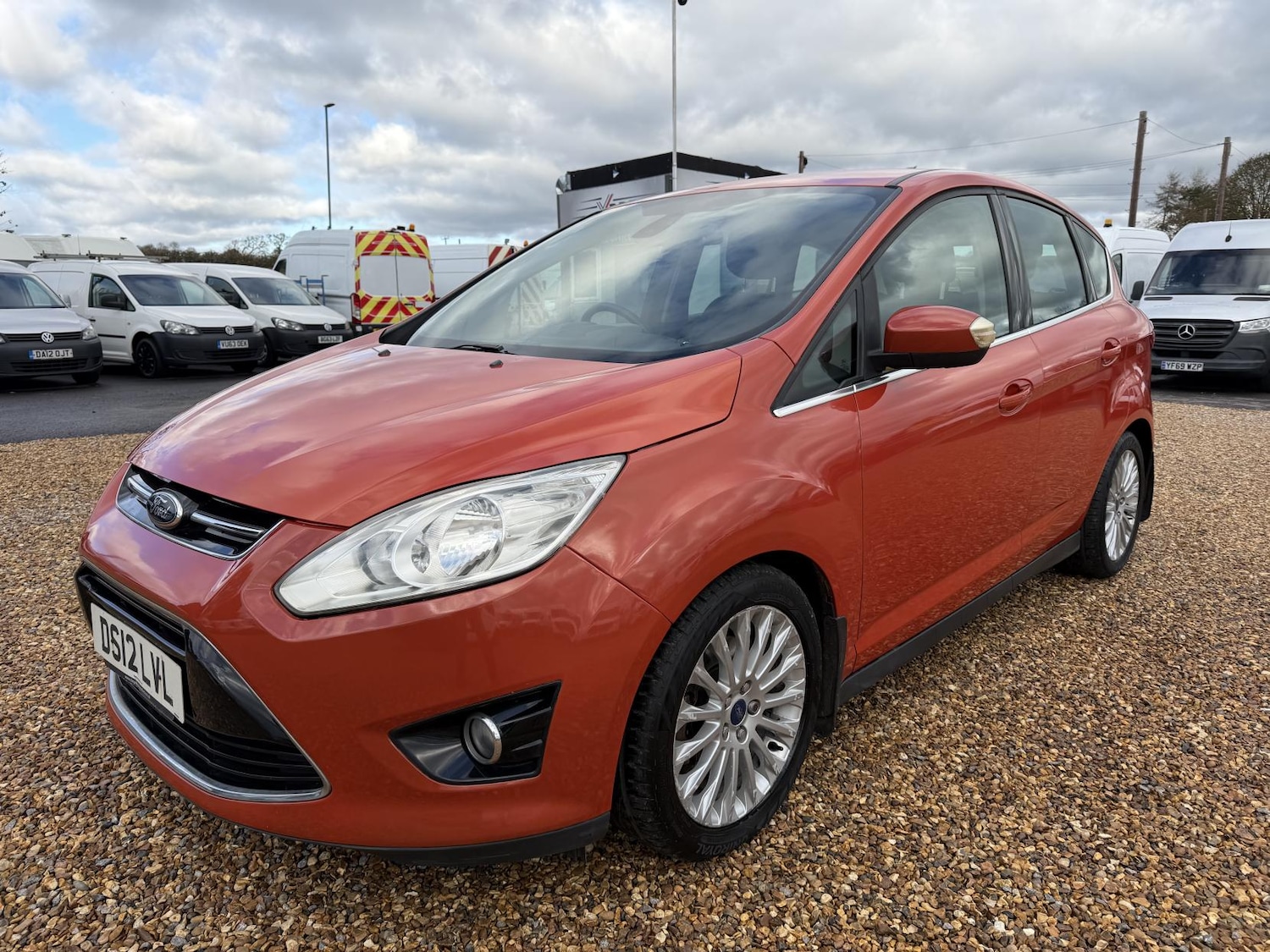 Used Ford C-Max 2012 for sale - 76631069: Photo 3