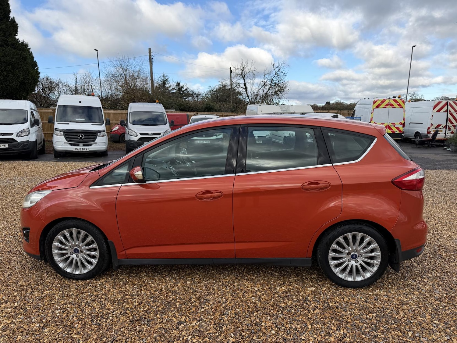 Used Ford C-Max 2012 for sale - 76631069: Photo 5