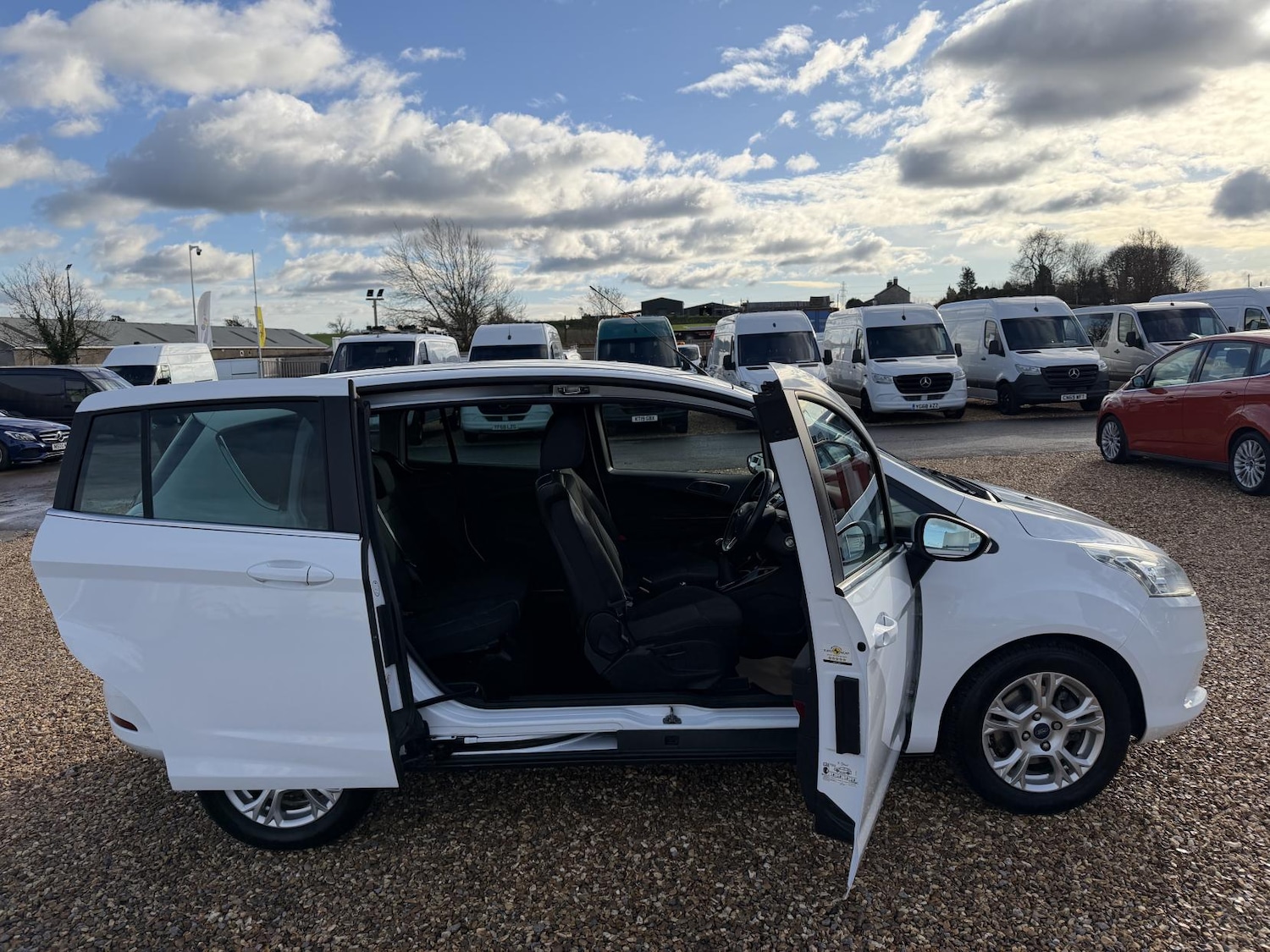 Used Ford B-MAX 2013 for sale - 76603320: Photo 12