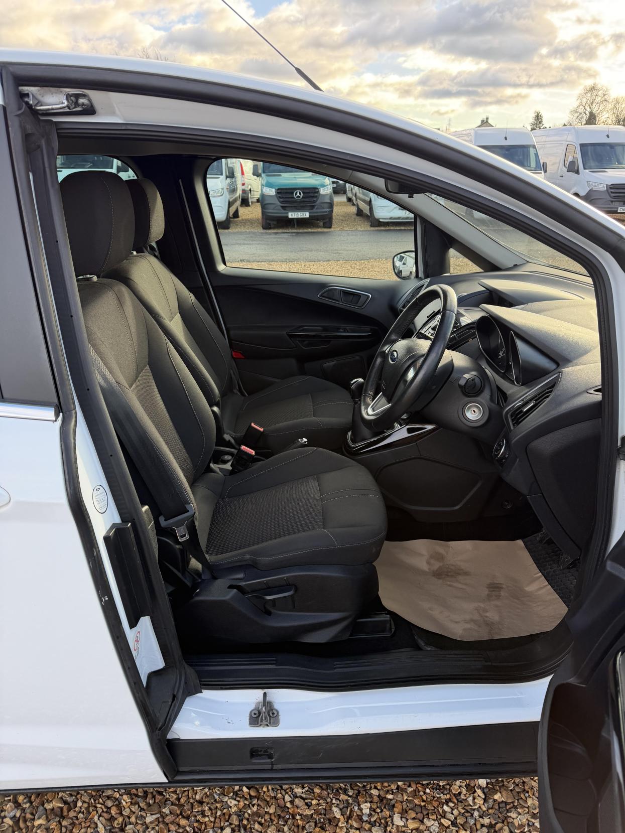 Used Ford B-MAX 2013 for sale - 76603320: Photo 13