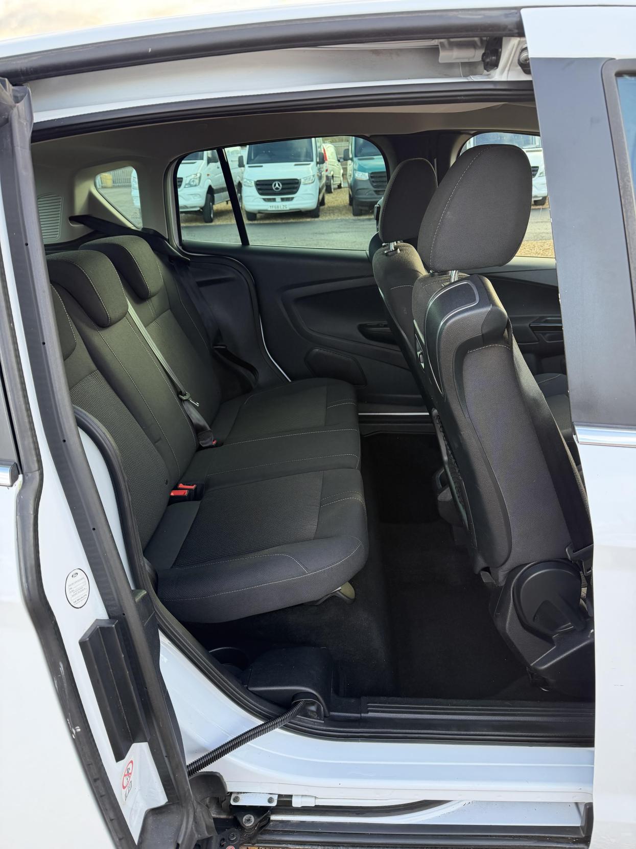 Used Ford B-MAX 2013 for sale - 76603320: Photo 16