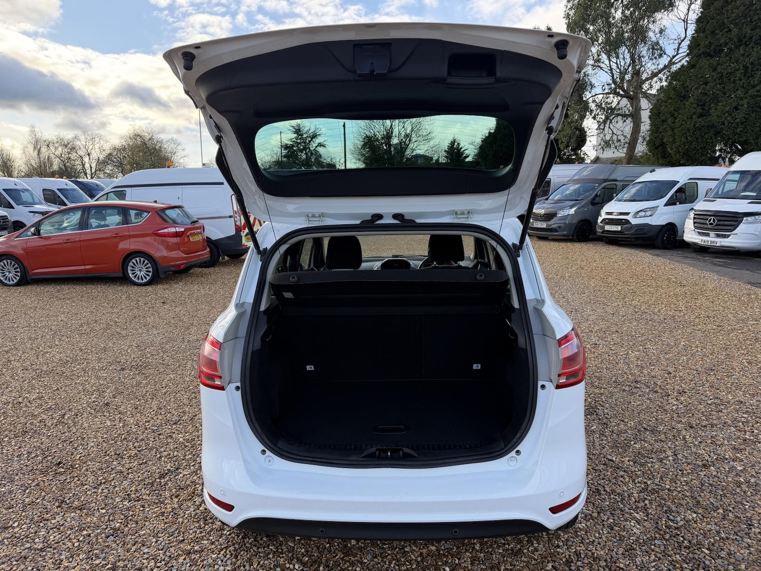 Used Ford B-MAX 2013 for sale - 76603320: Photo 21