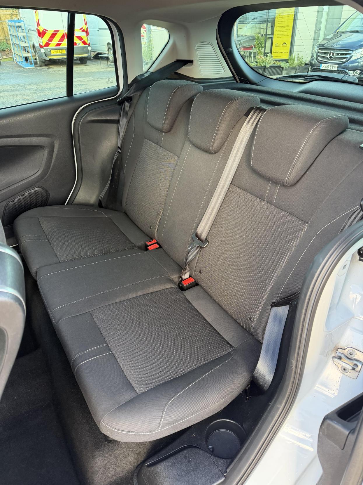 Used Ford B-MAX 2013 for sale - 76603320: Photo 22