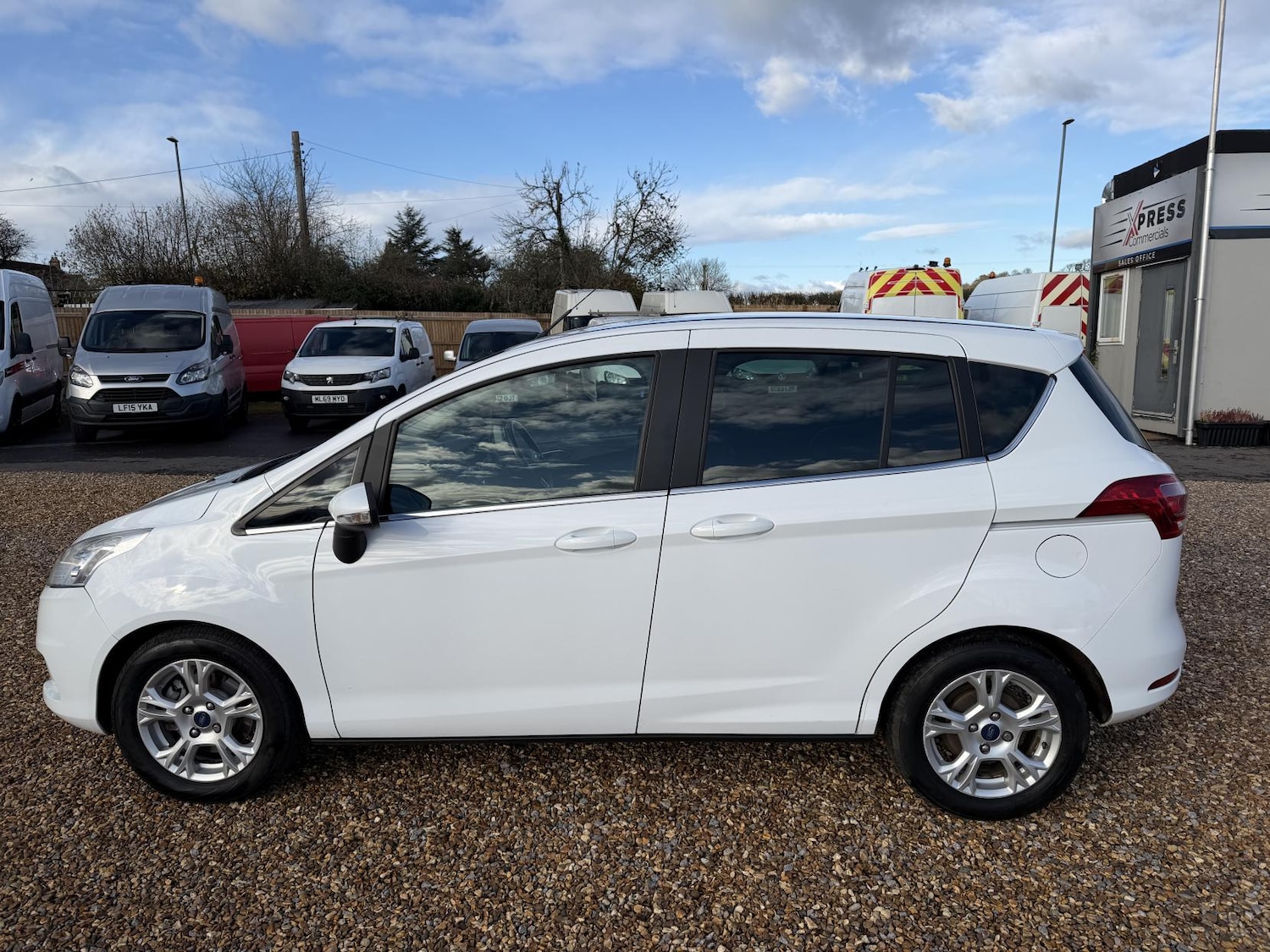 Used Ford B-MAX 2013 for sale - 76603320: Photo 5