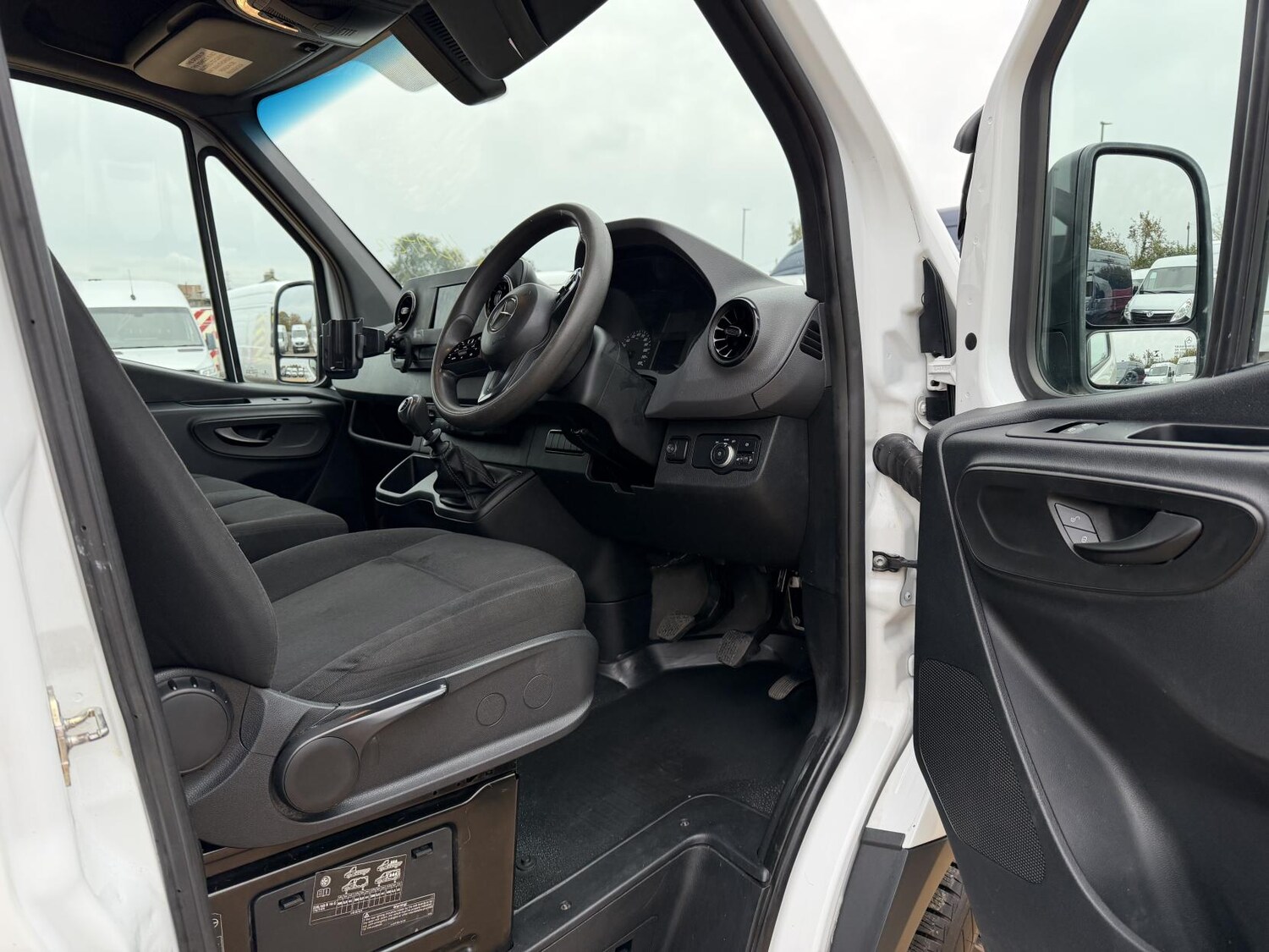 Used Mercedes-Benz Sprinter 2020 for sale - 76332804: Photo 11