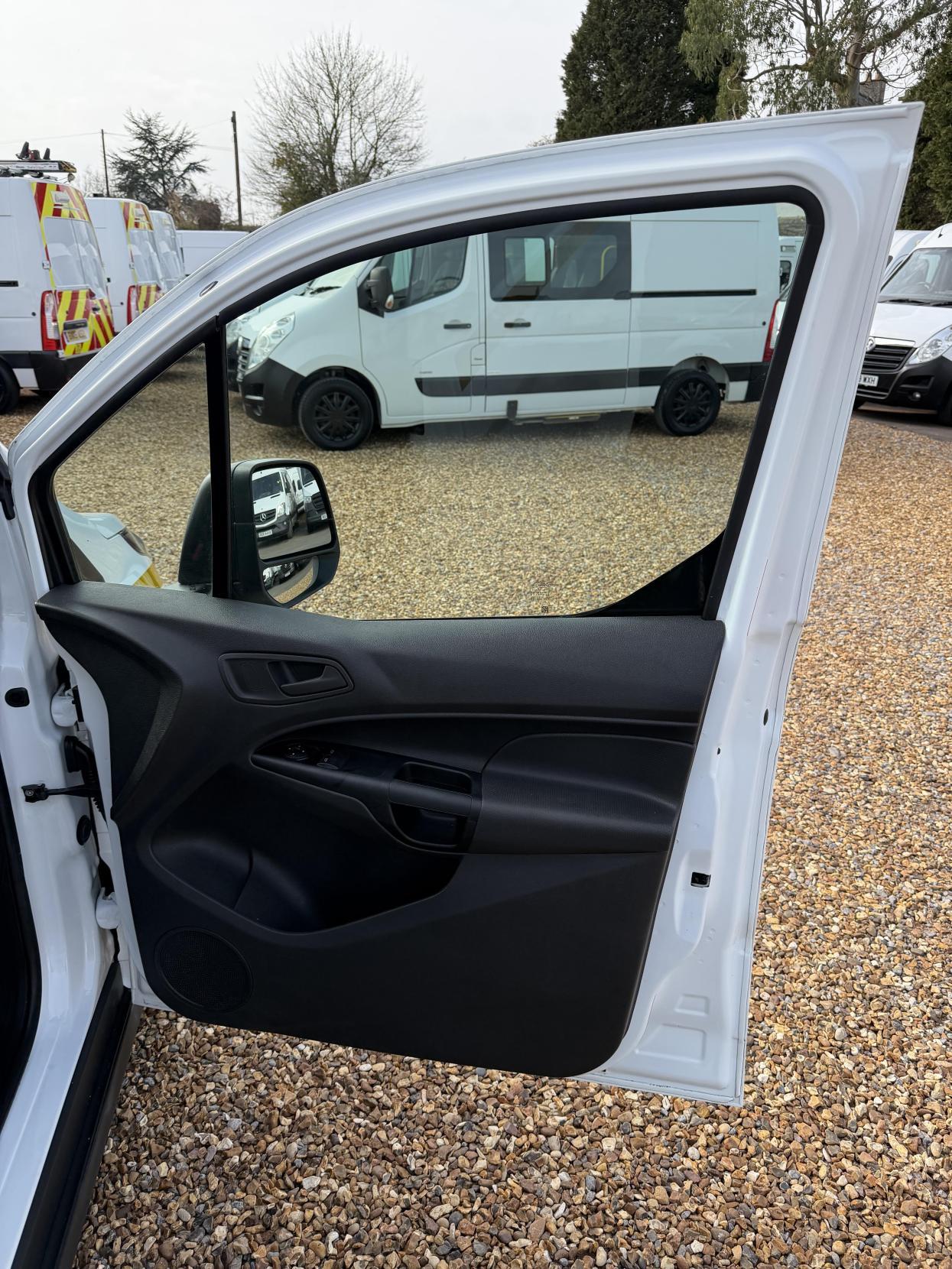 Used Ford Transit Connect 2018 for sale - 77778700: Photo 11