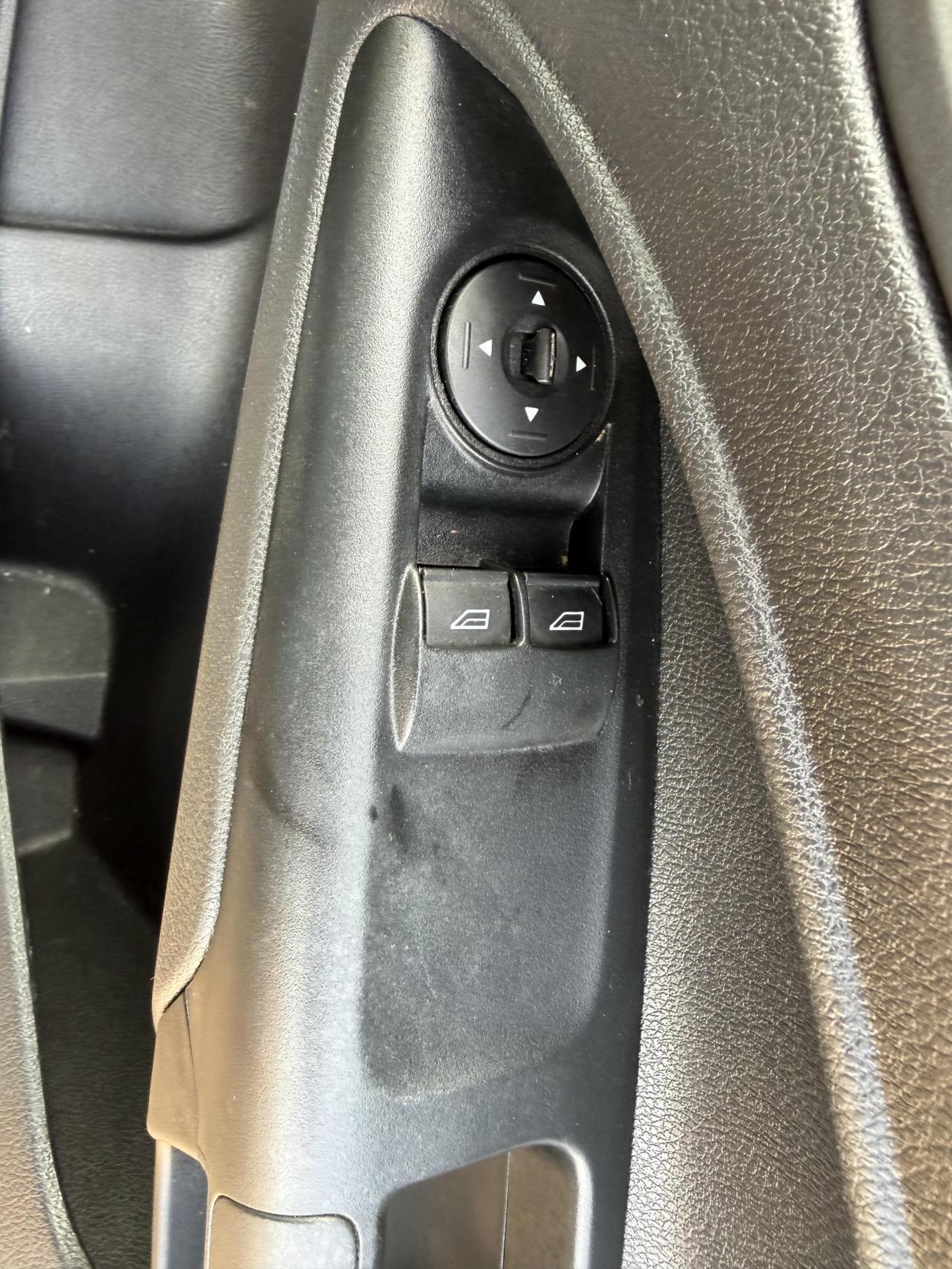 Used Ford Transit Connect 2018 for sale - 77778700: Photo 17