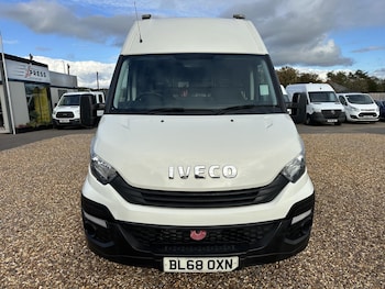 Used Iveco Daily 2019 for sale - 76213733: Photo 2