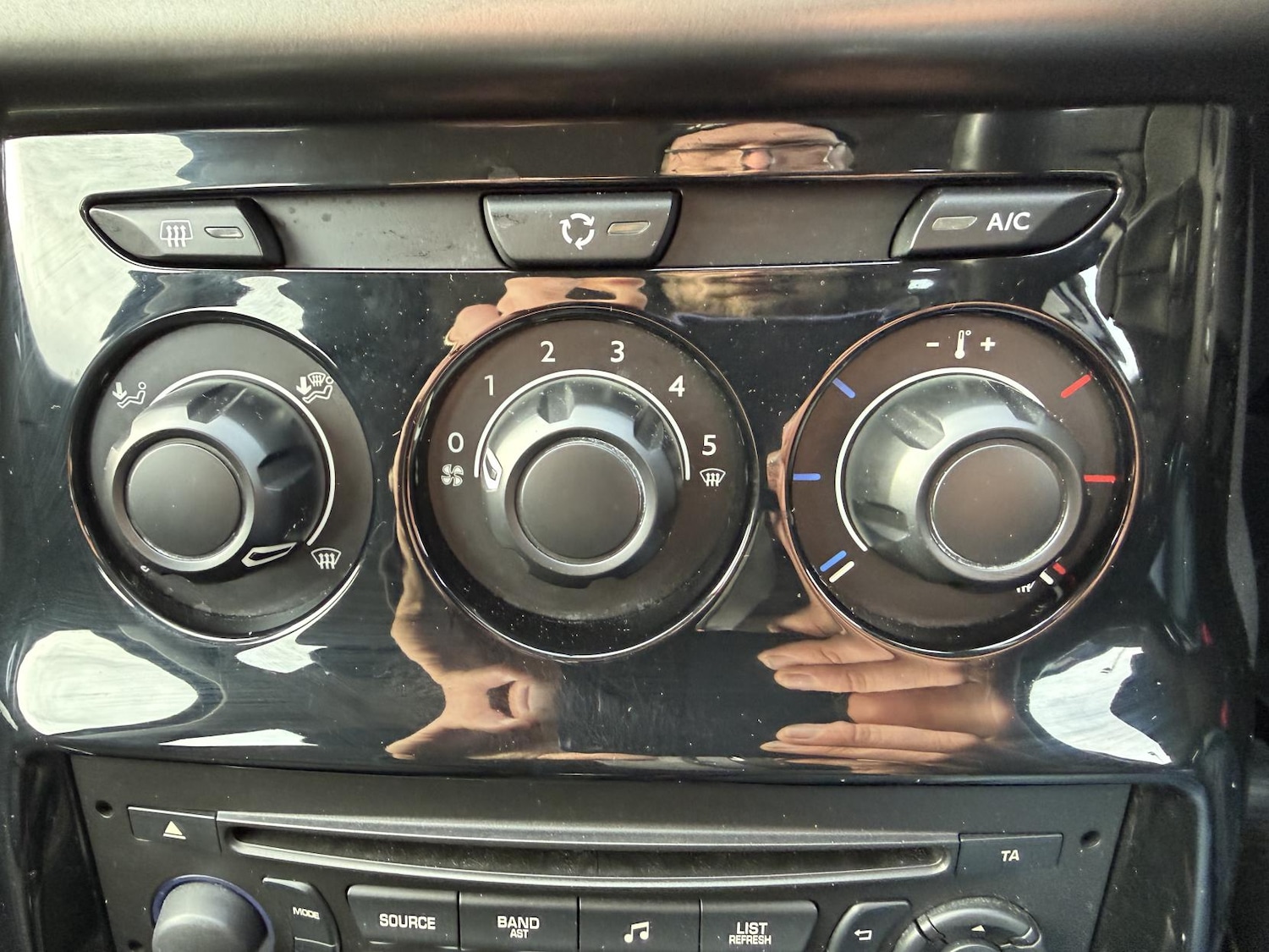 Used Citroen C3 2014 for sale - 76987590: Photo 28