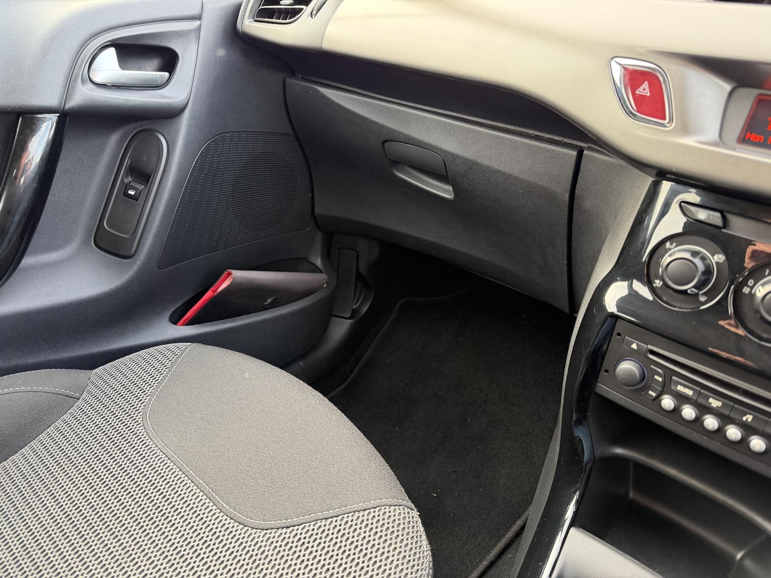 Used Citroen C3 2014 for sale - 76987590: Photo 30