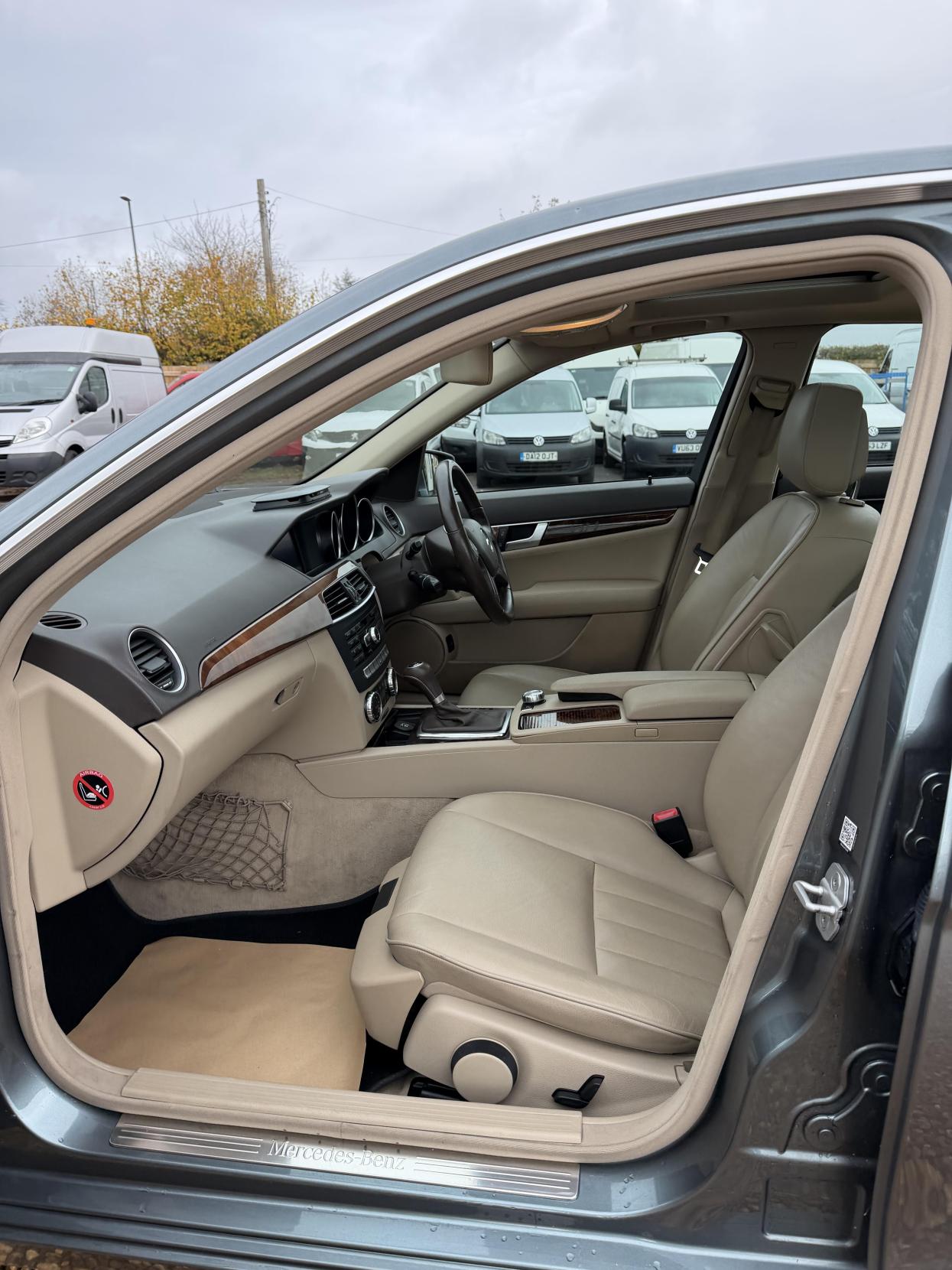 Used Mercedes-Benz C Class 2011 for sale - 76526554: Photo 18