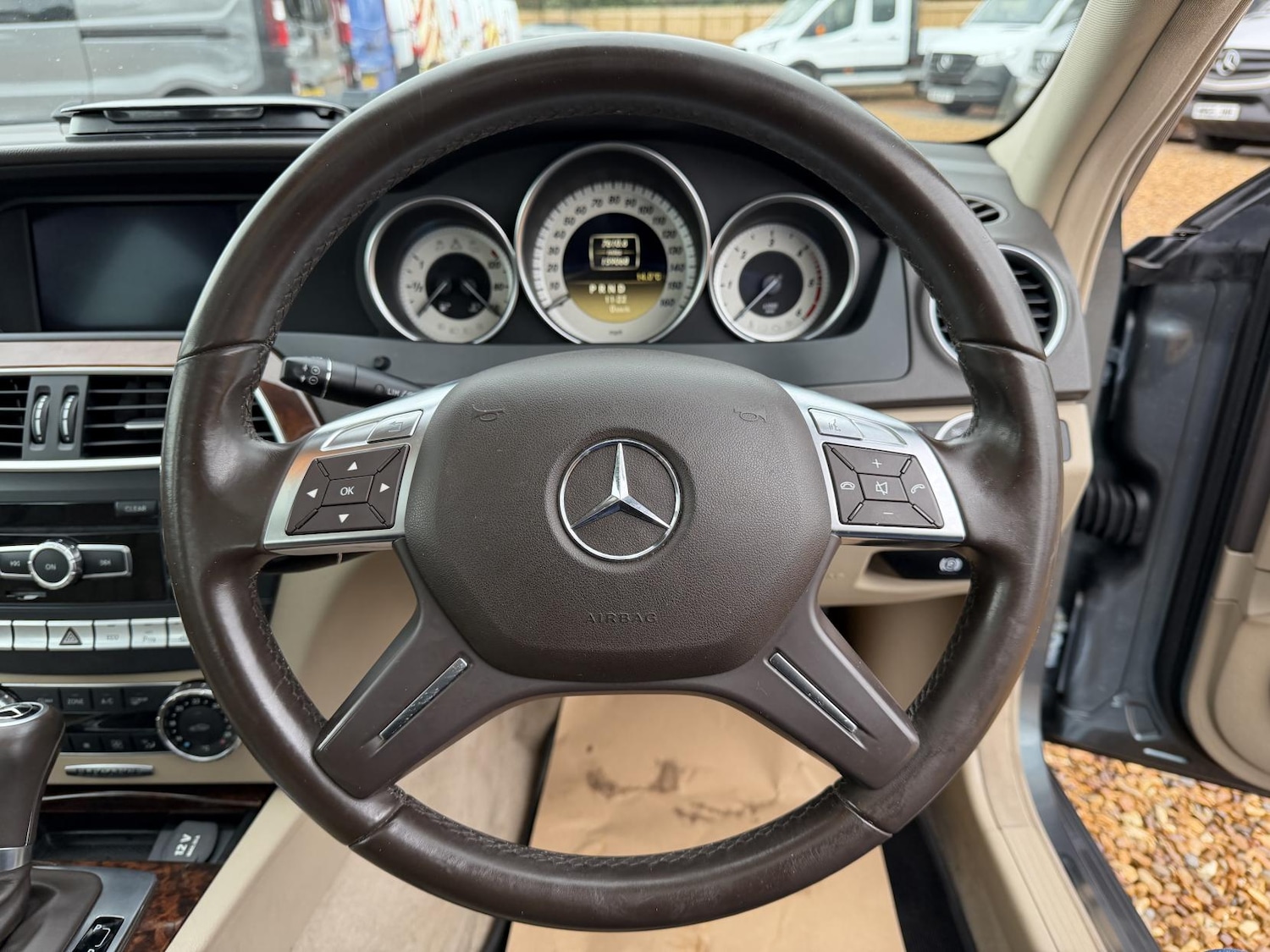 Used Mercedes-Benz C Class 2011 for sale - 76526554: Photo 31