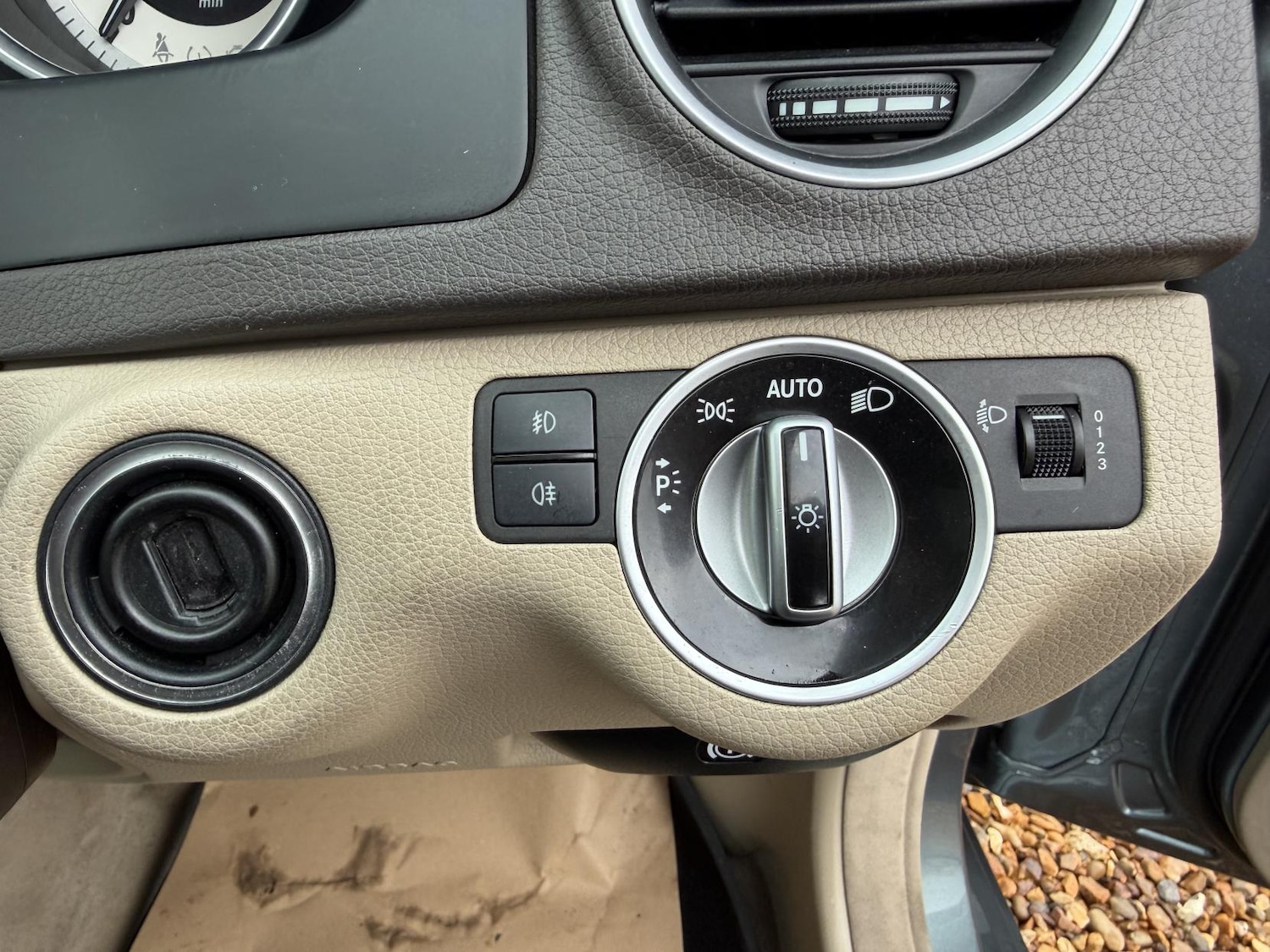 Used Mercedes-Benz C Class 2011 for sale - 76526554: Photo 37