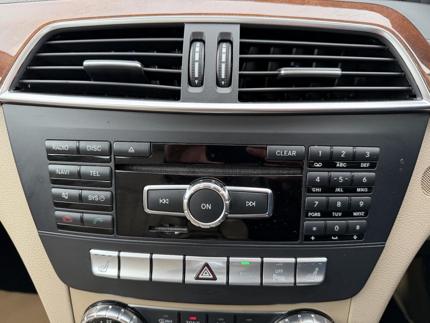 Used Mercedes-Benz C Class 2011 for sale - 76526554: Photo 40