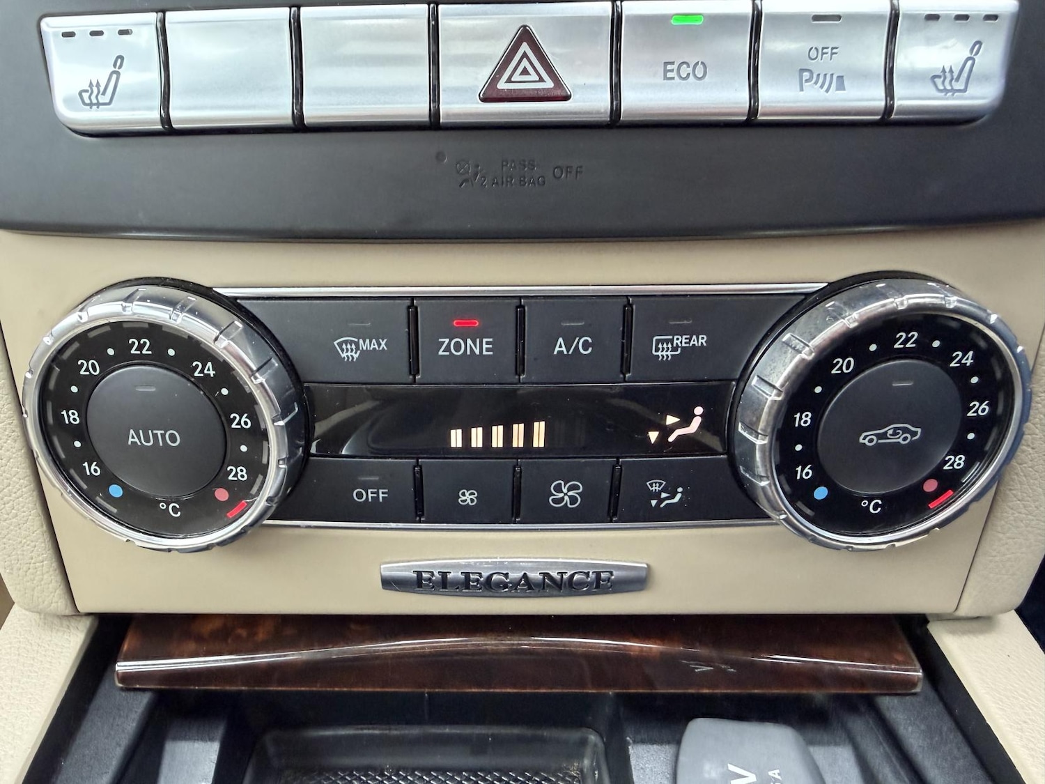 Used Mercedes-Benz C Class 2011 for sale - 76526554: Photo 42