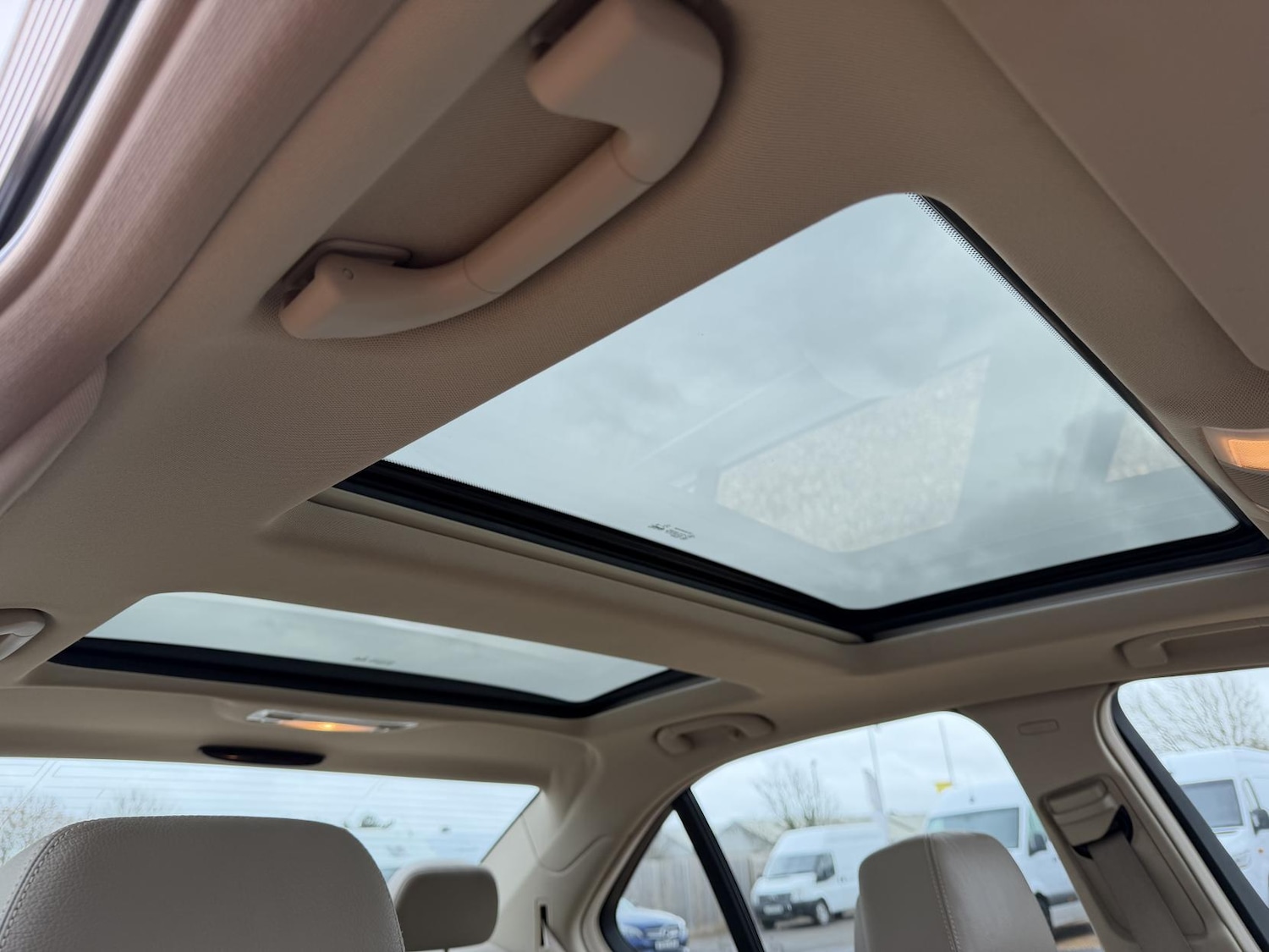 Used Mercedes-Benz C Class 2011 for sale - 76526554: Photo 44