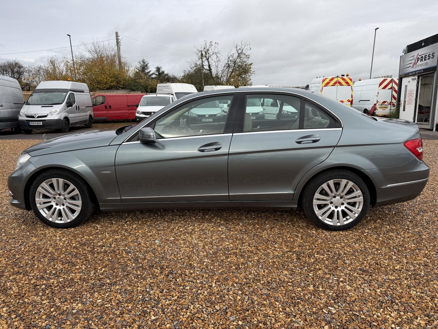 Used Mercedes-Benz C Class 2011 for sale - 76526554: Photo 6