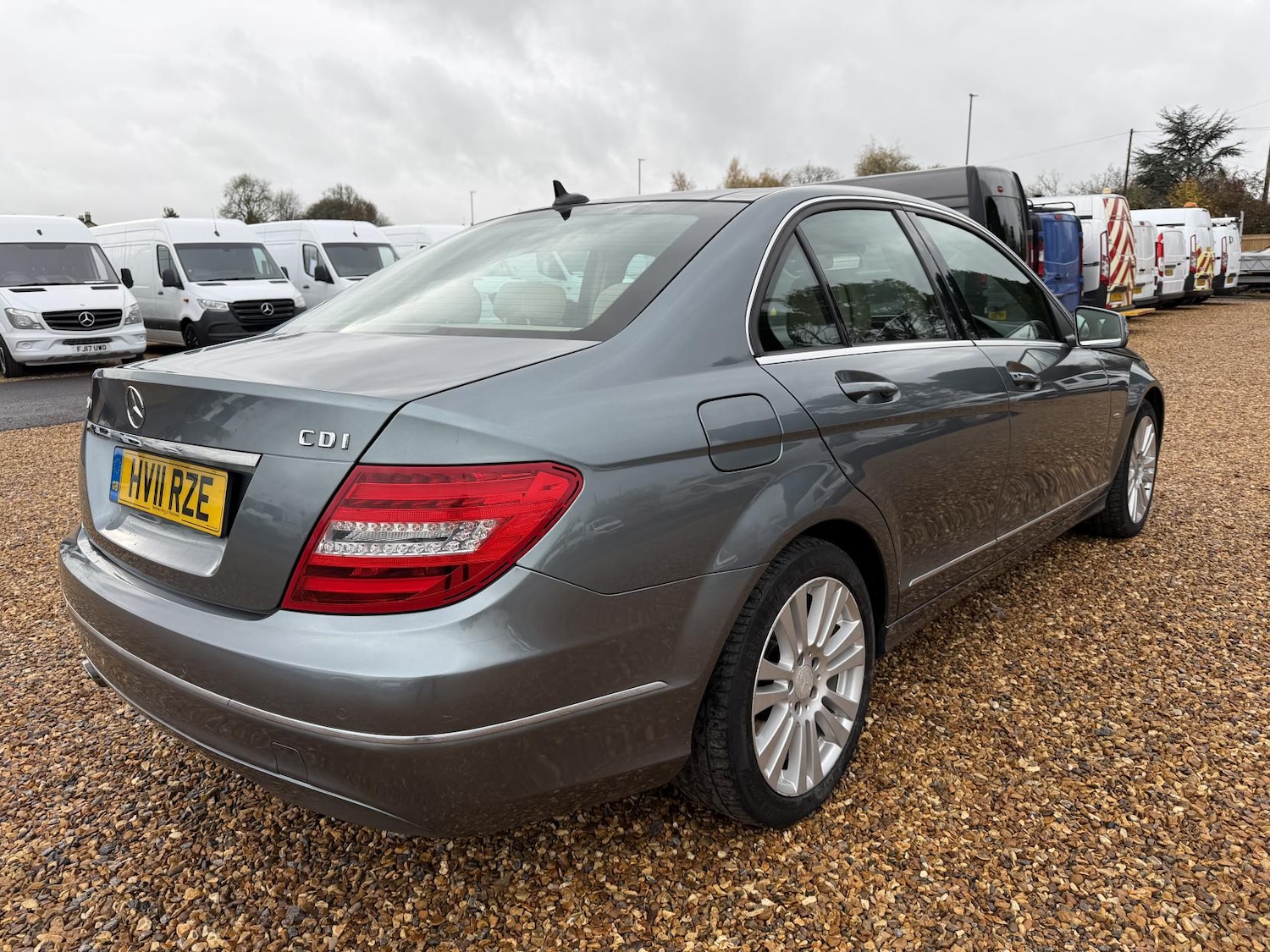 Used Mercedes-Benz C Class 2011 for sale - 76526554: Photo 8