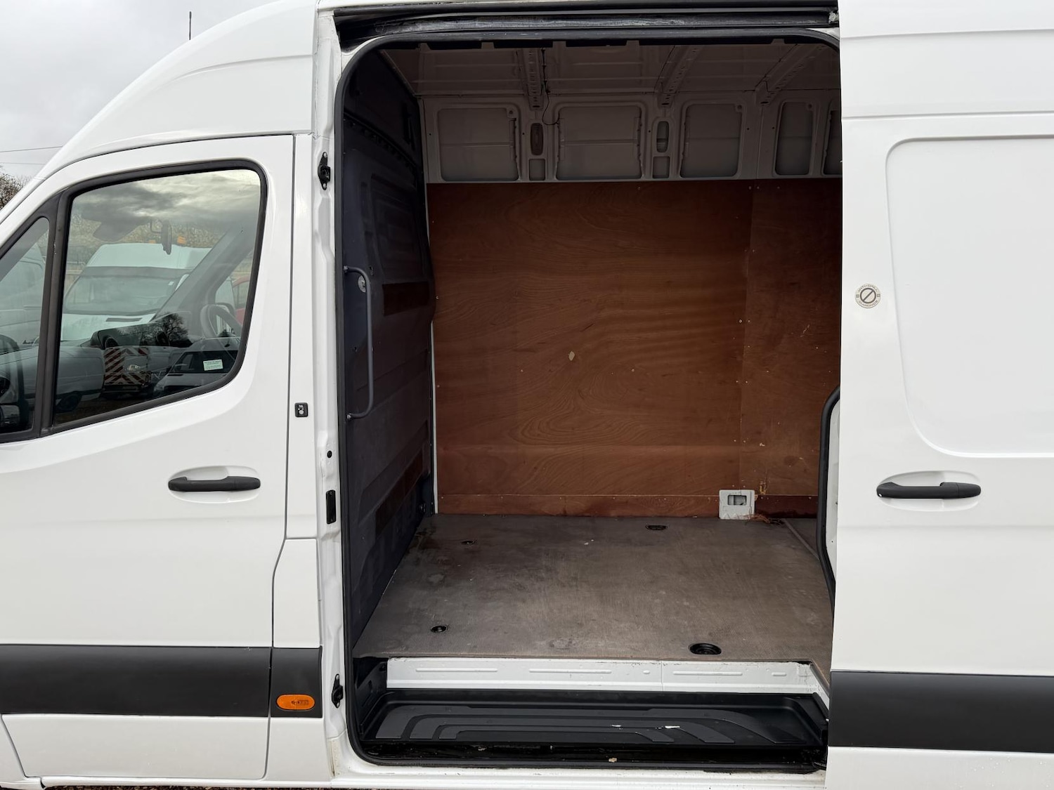 Used Mercedes-Benz Sprinter 2018 for sale - 76528697: Photo 26