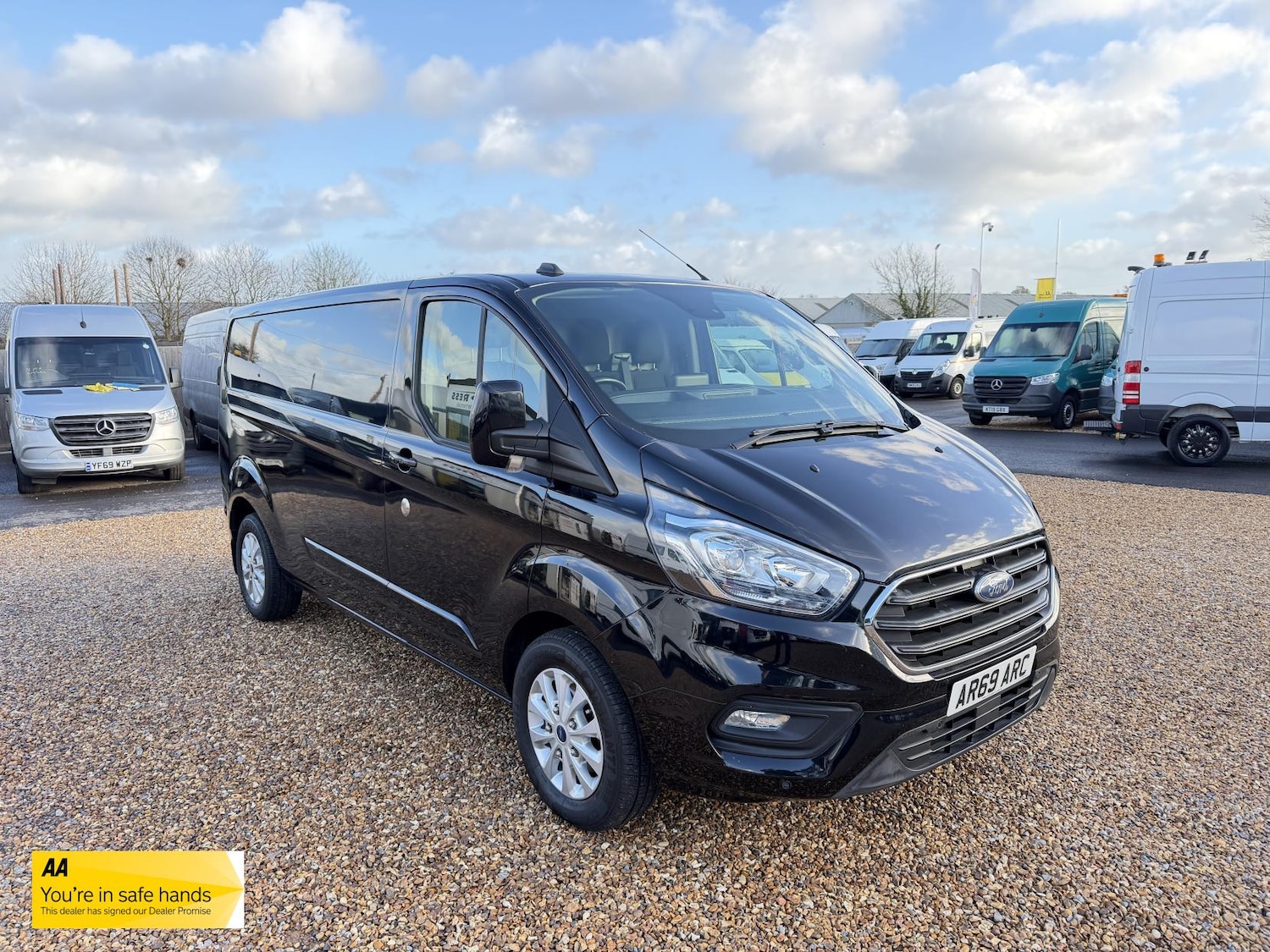 Used Ford Transit Custom 2020 for sale - 76867050: Photo 1
