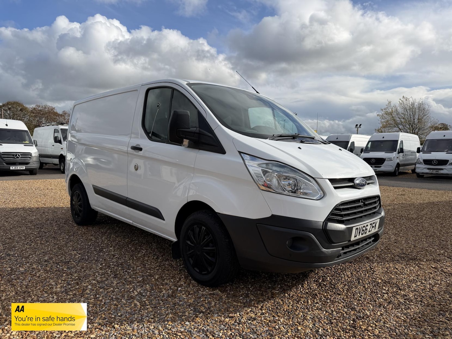 Used Ford Transit Custom 2016 for sale - 76438418: Photo 1