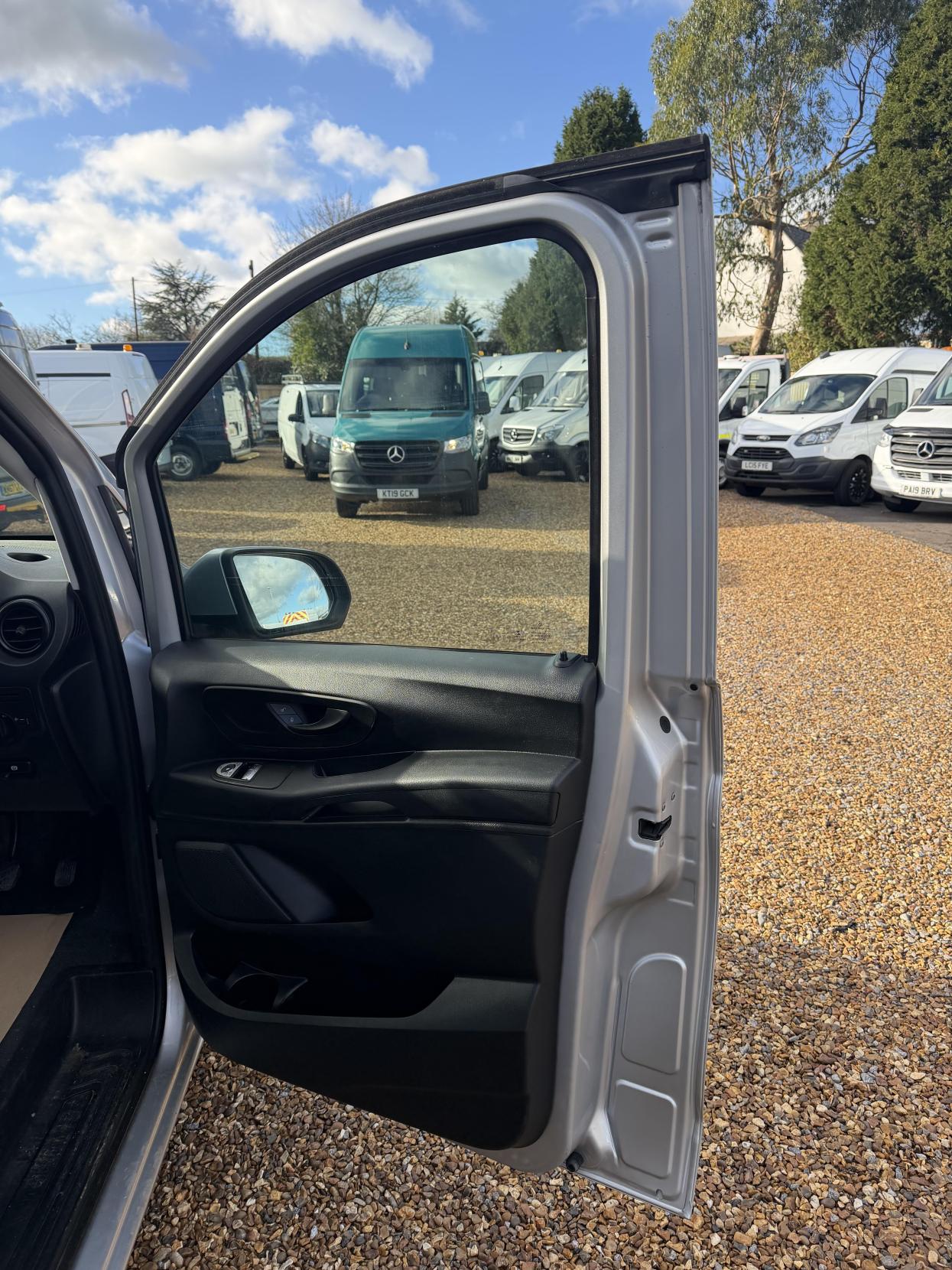 Used Mercedes-Benz Vito 2018 for sale - 76706322: Photo 12