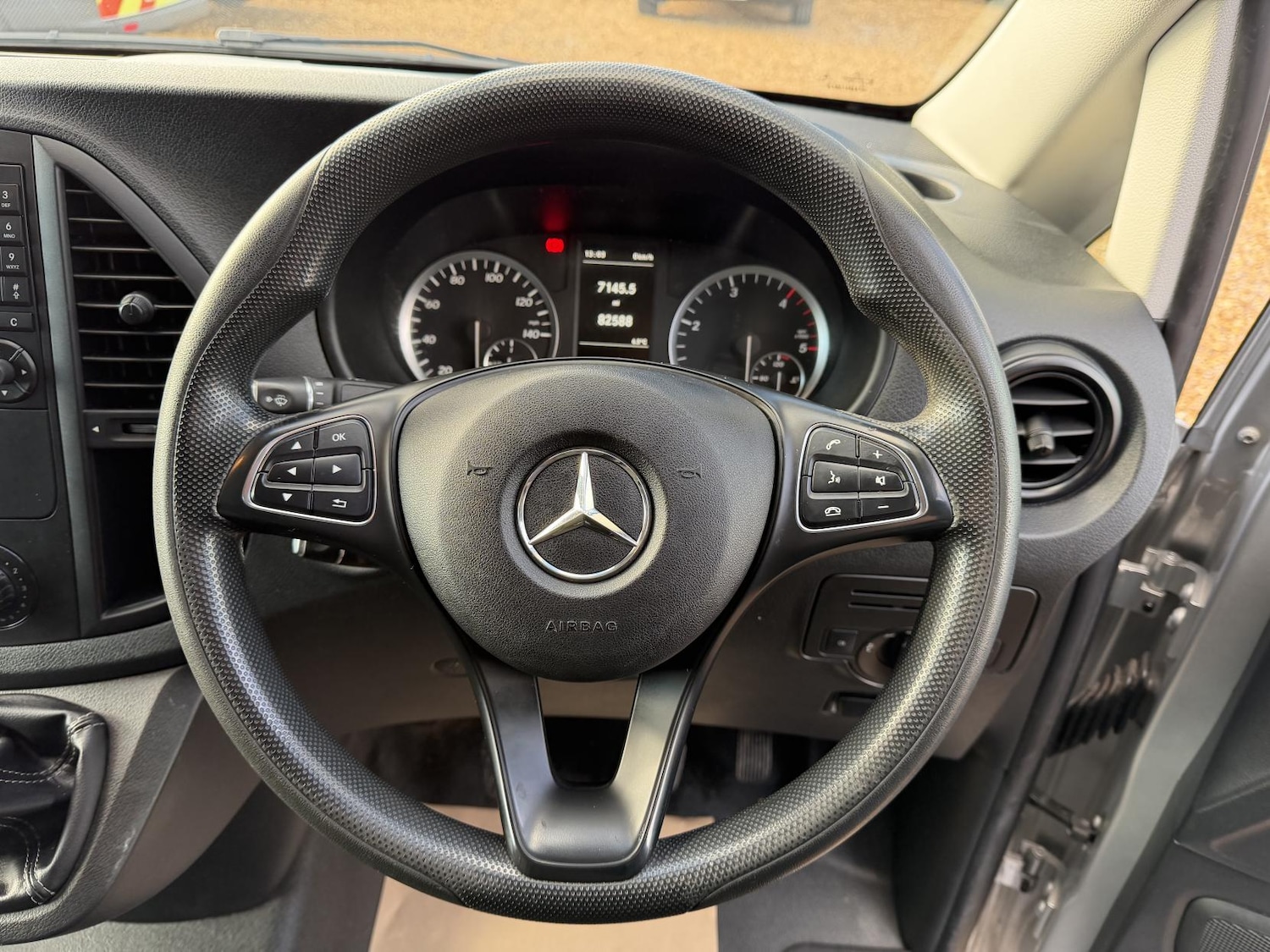 Used Mercedes-Benz Vito 2018 for sale - 76706322: Photo 21