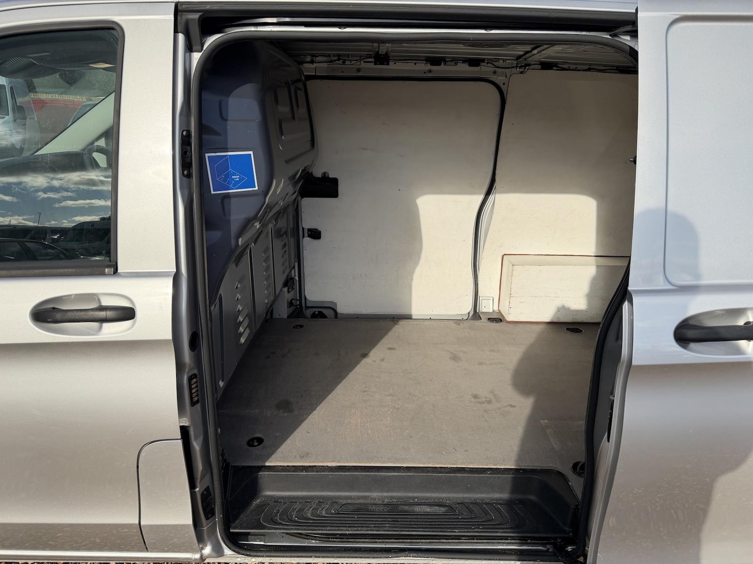 Used Mercedes-Benz Vito 2018 for sale - 76706322: Photo 32