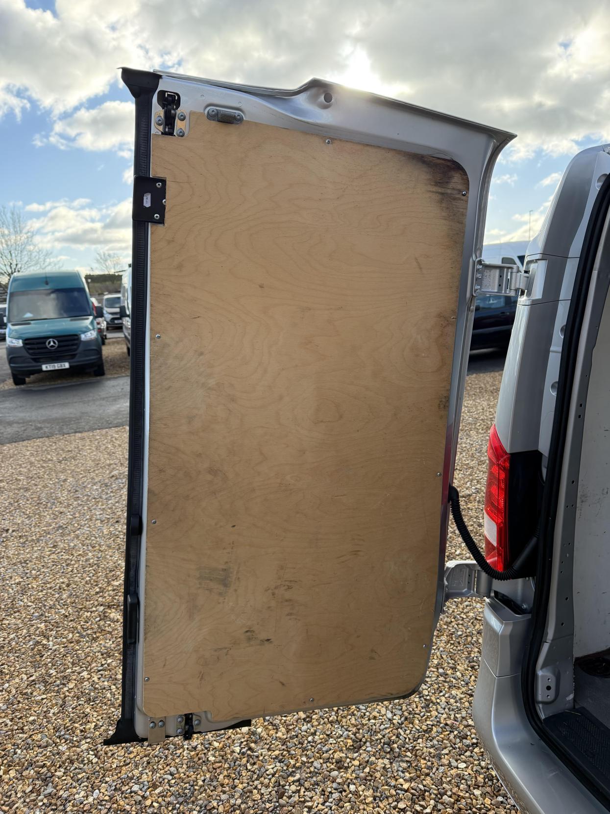 Used Mercedes-Benz Vito 2018 for sale - 76706322: Photo 35